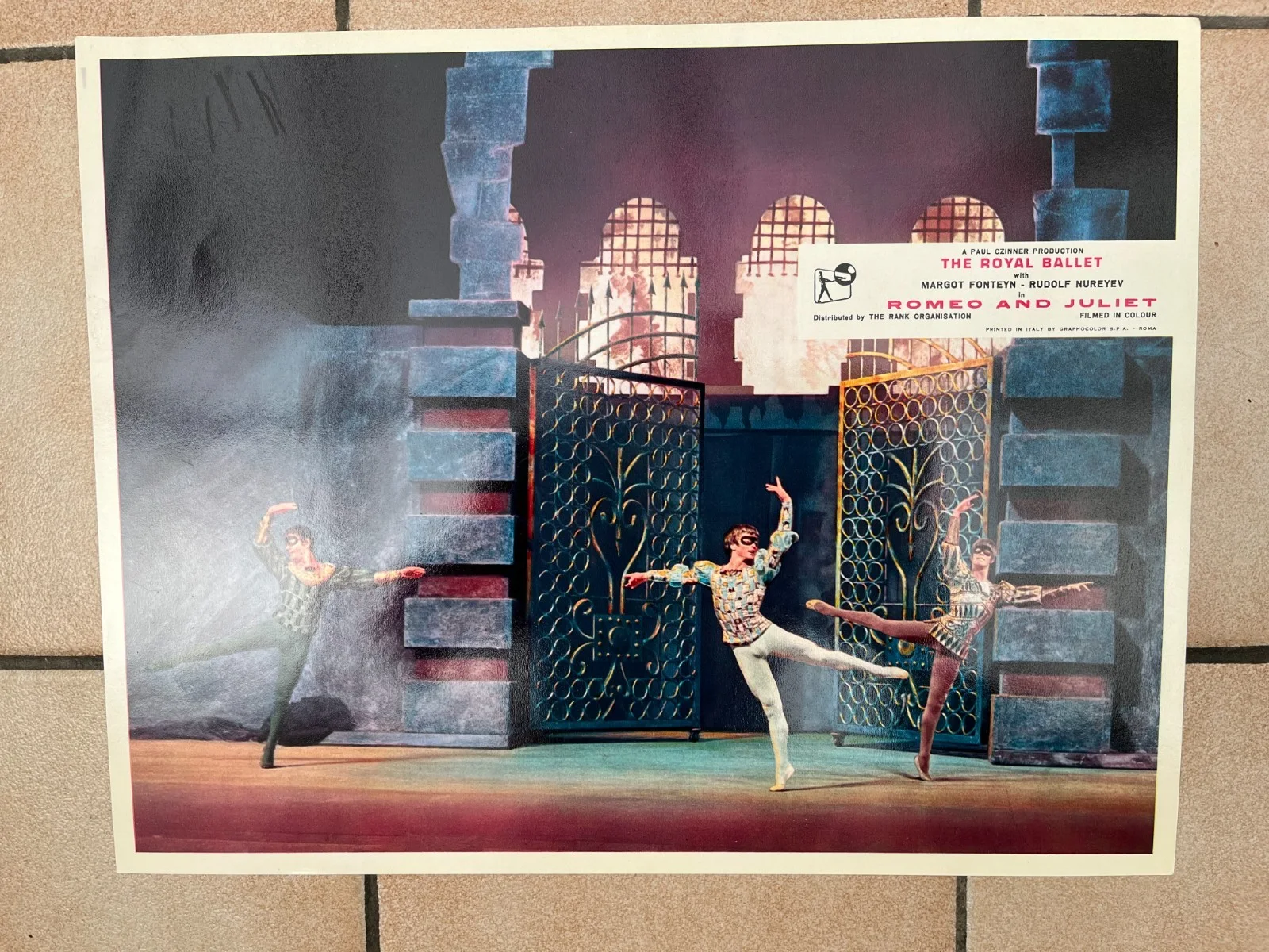 MARGOT FONTEYN RUDOLF NUREYEV 'Romeo & Juliet' Eight (8) Col Lobby Stills 1966, изображение 4
