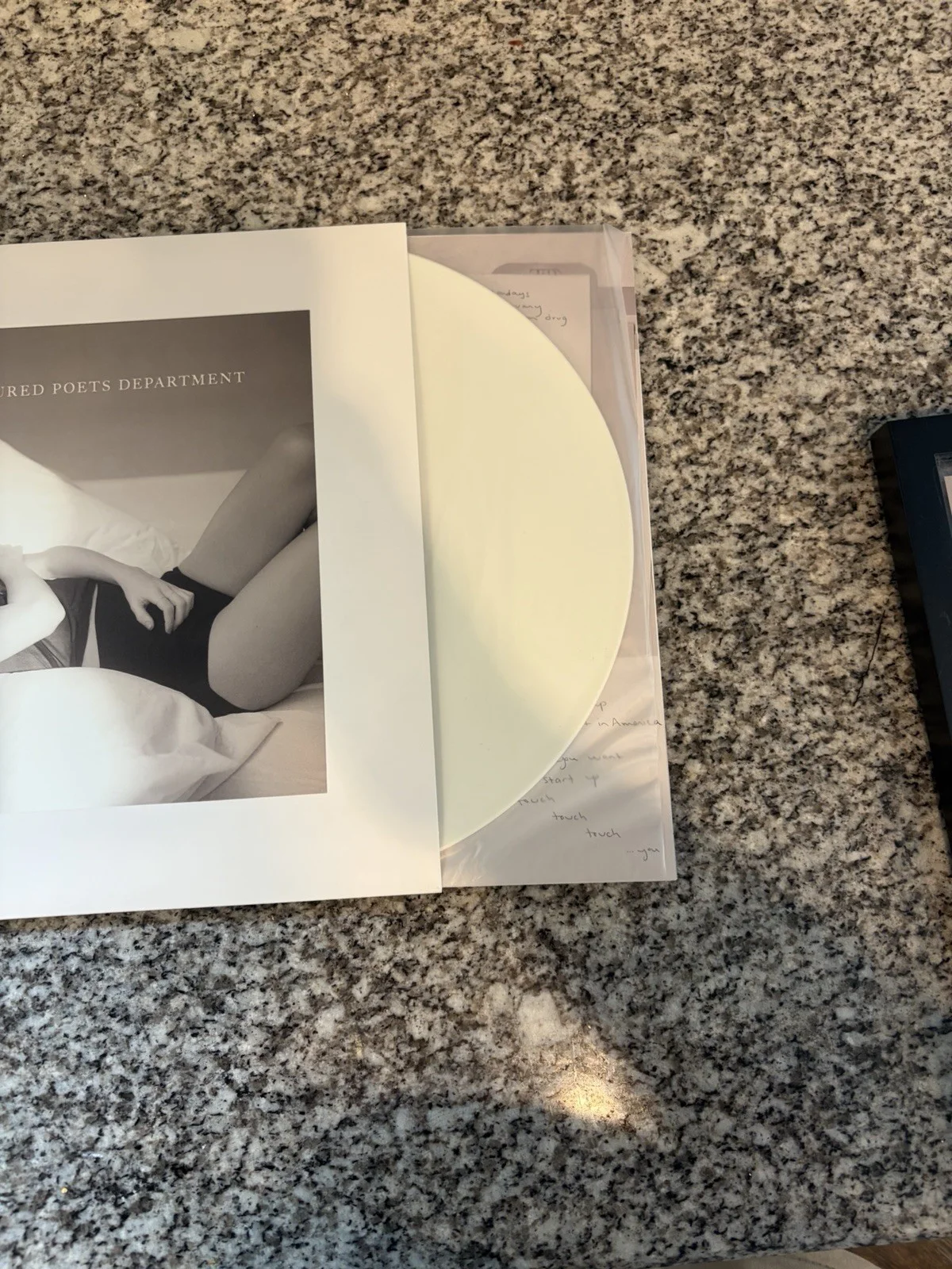 SIGNED TAYLOR SWIFT The Tortured Poets Department Vinyl, image 4
