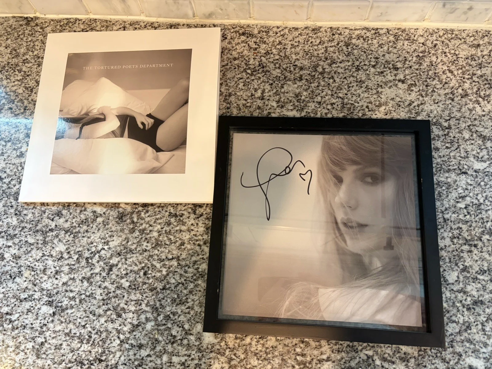 SIGNED TAYLOR SWIFT The Tortured Poets Department Vinyl, image 5