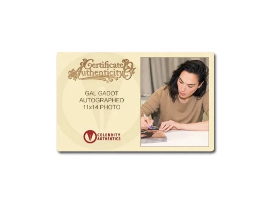 Gal Gadot — Gal Gadot Autograph 2017 Wonder Woman Warrior Princess 11x14 Photo Celebrity COA, изображение 2
