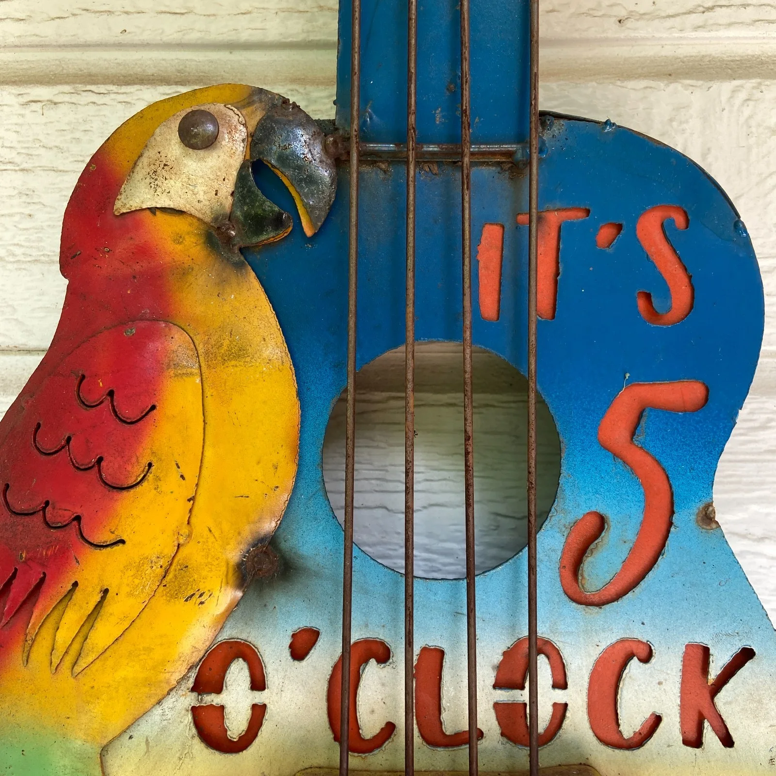 Welded Metal It’s 5 O’clock Somewhere Guitar Man Cave Sign Parrot Jimmy Buffet, изображение 4
