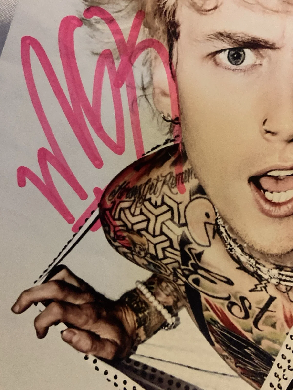 MGK HAND SIGNED!!!!, image 2
