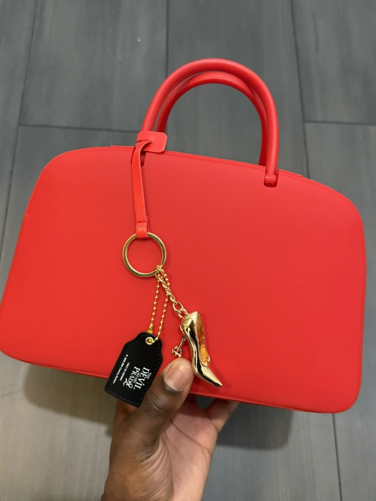 Odeon The Devil Wears Prada 2 Popcorn Bucket Handbag Collectors Edition👠🍸, image 2