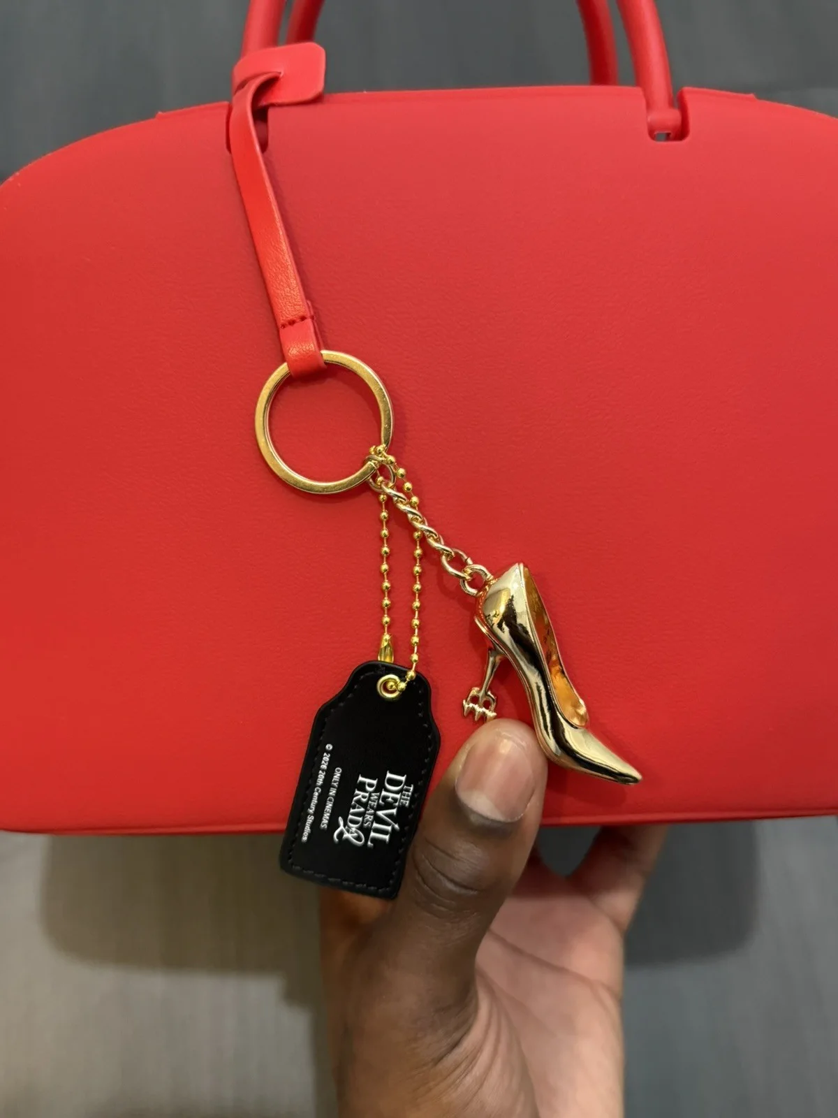 Odeon The Devil Wears Prada 2 Popcorn Bucket Handbag Collectors Edition👠🍸, image 3