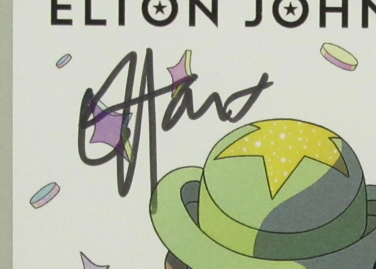 Elton John Autographed CD Cover with Photo Collage Framed JSA LOA 191315, изображение 2