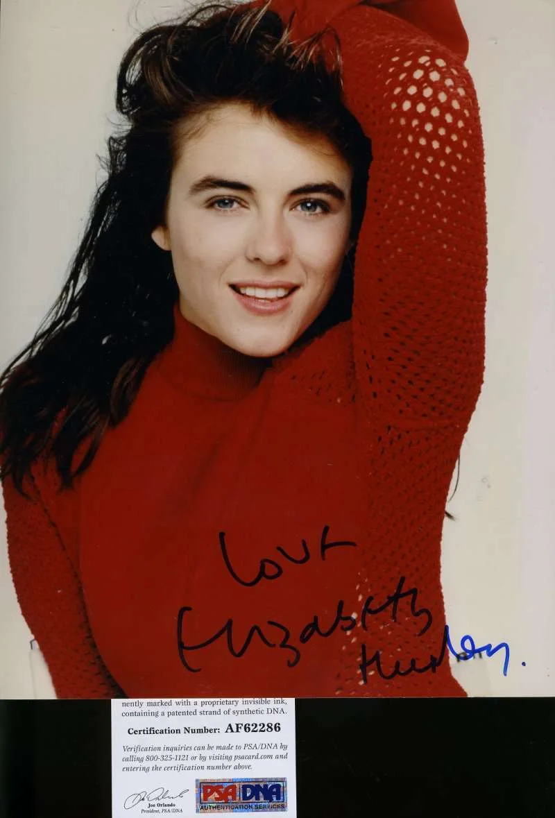 ELIZABETH HURLEY — Elizabeth Hurley Psa Dna Coa Hand Signed 8x10 Photo Autograph