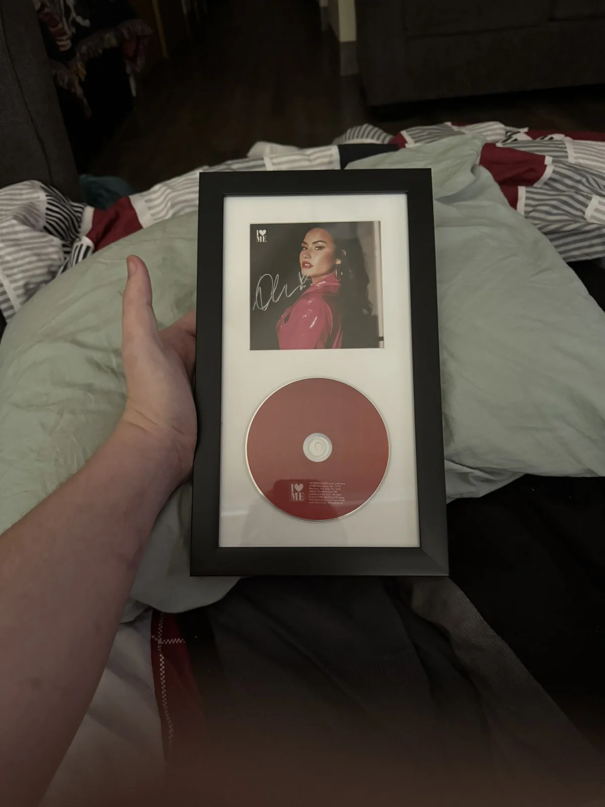 DEMI LOVATO CD DISPLAY AUTOGRAPHED BECKETT BAS COA POP MUSIC SIGNED GIFT PRESENT, image 2