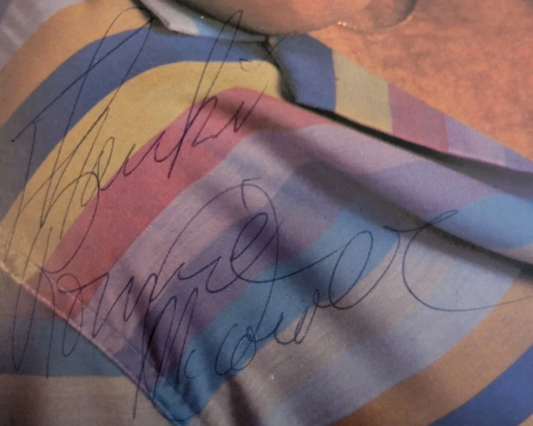 Ronnie McDowell REAL hand SIGNED 8x10 - No COA, image 2
