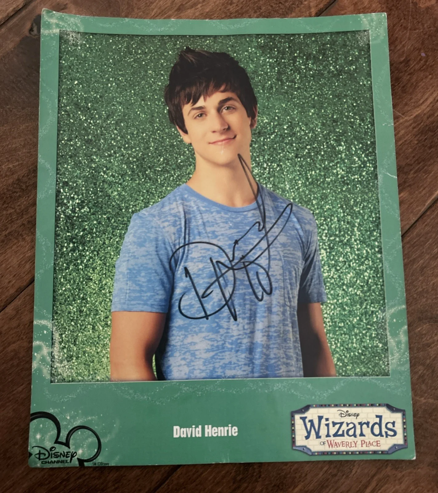 Wizards Of Waverly Place Cast — Wizards of Waverly Place David Henrie signed 8x10 photo & Selena Gomez & Jake T, изображение 2