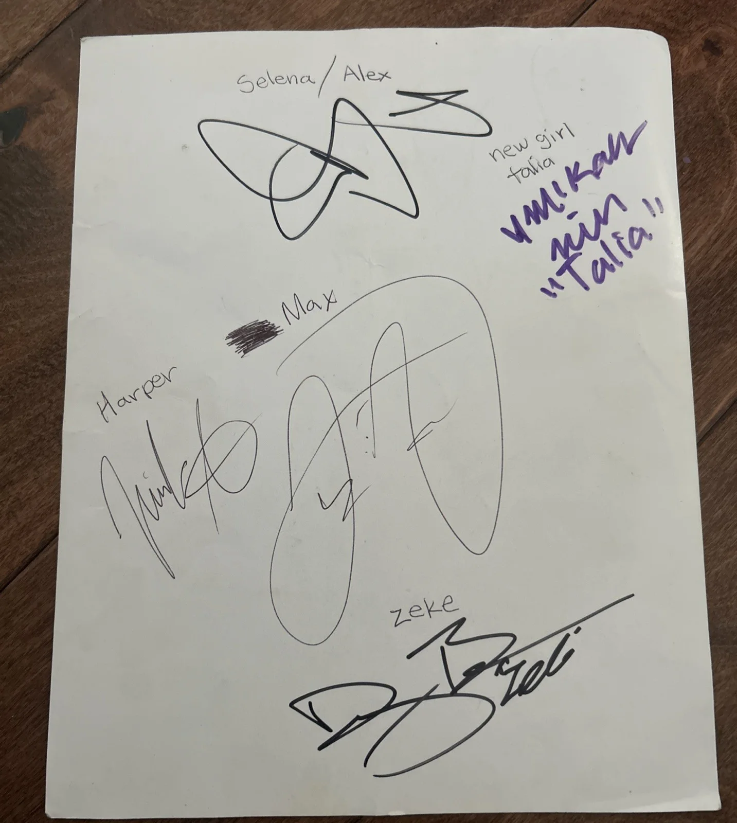 Wizards Of Waverly Place Cast — Wizards of Waverly Place David Henrie signed 8x10 photo & Selena Gomez & Jake T, изображение 3