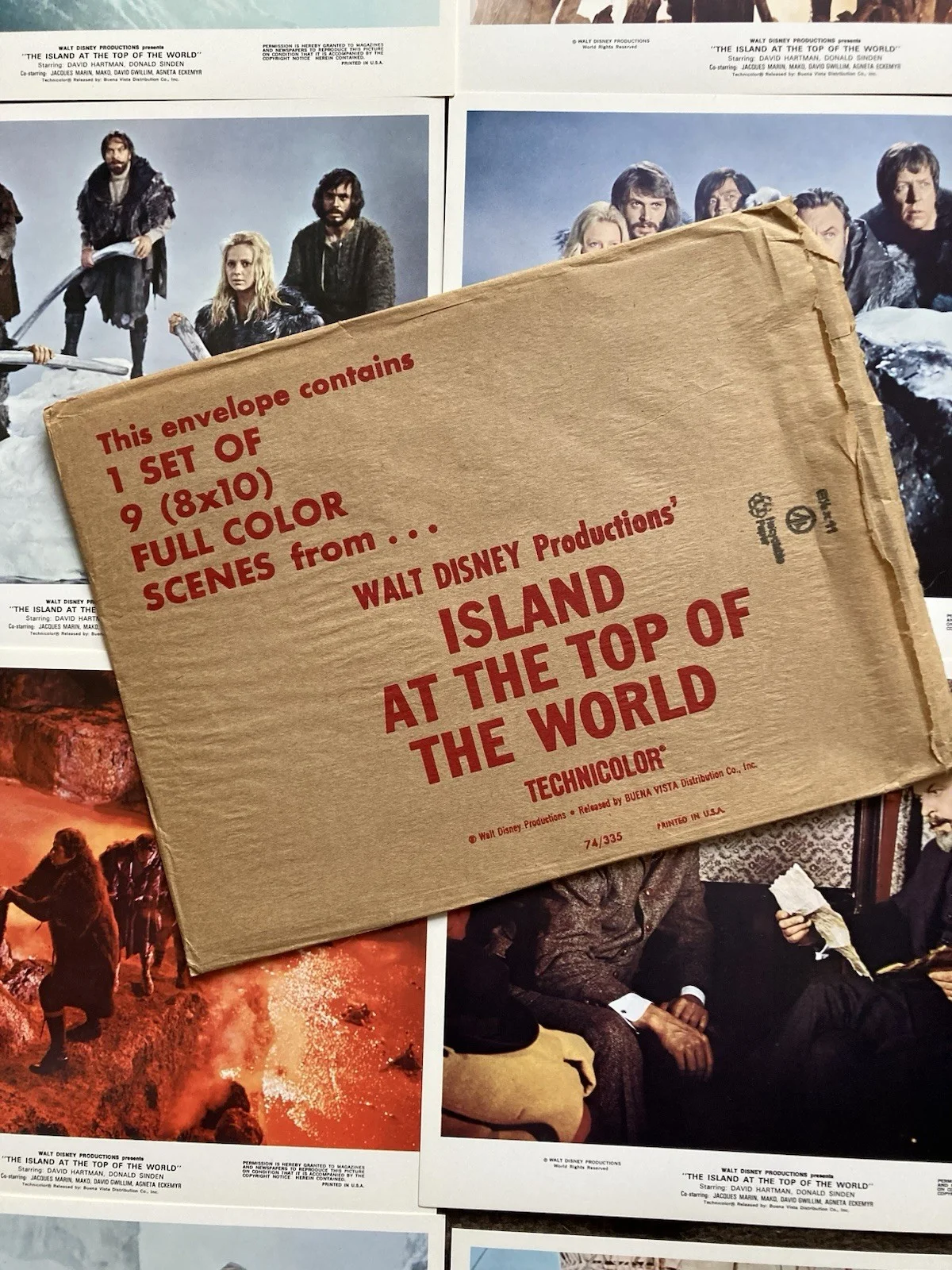 ISLAND AT THE TOP OF THE WORLD Original US FOH Lobby Card Set Disney, изображение 2