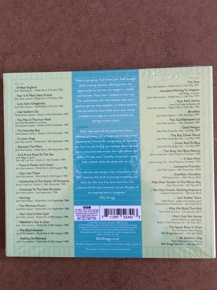 BILLY BRAGG AUTOGRAPH SIGNED 5X5 ALBUM POMOTIONAL CARD w SEALED BEST OF BBC CD, изображение 3