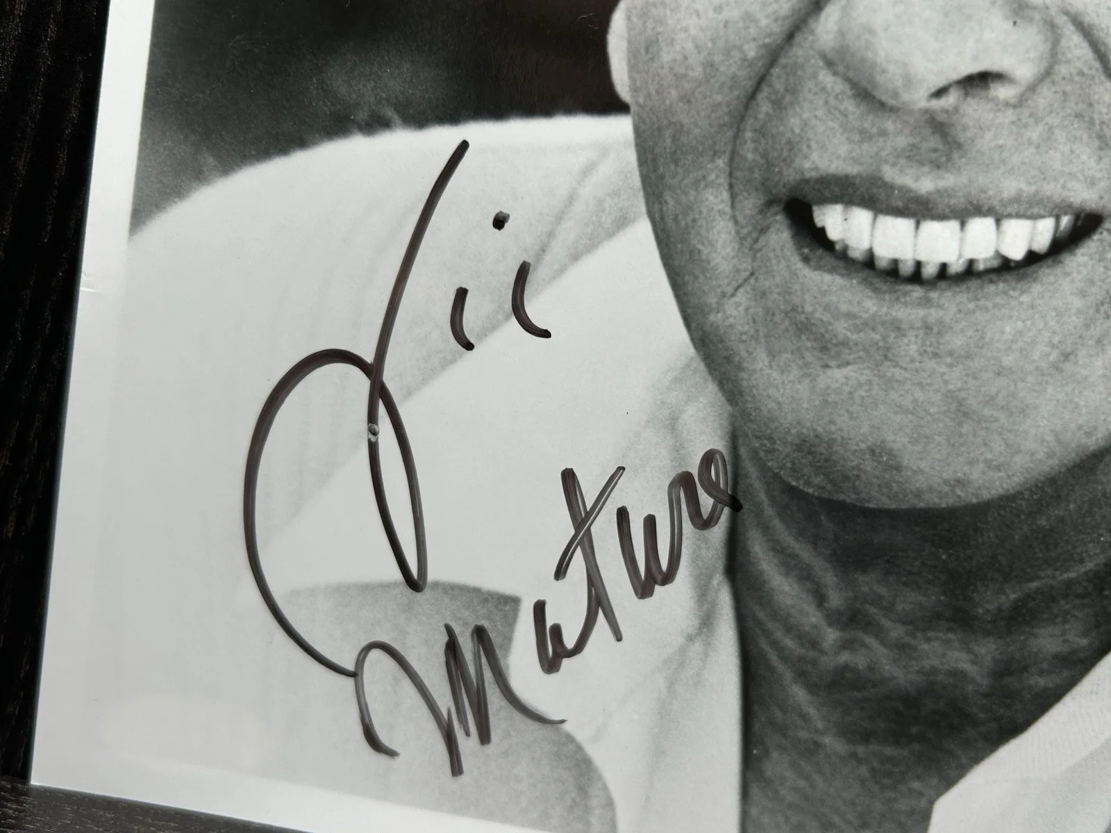 Victor Mature — VICTOR MATURE SIGNED 8x10 PHOTO Original Autograph JSA COA Samson Delilah, Robe, изображение 3