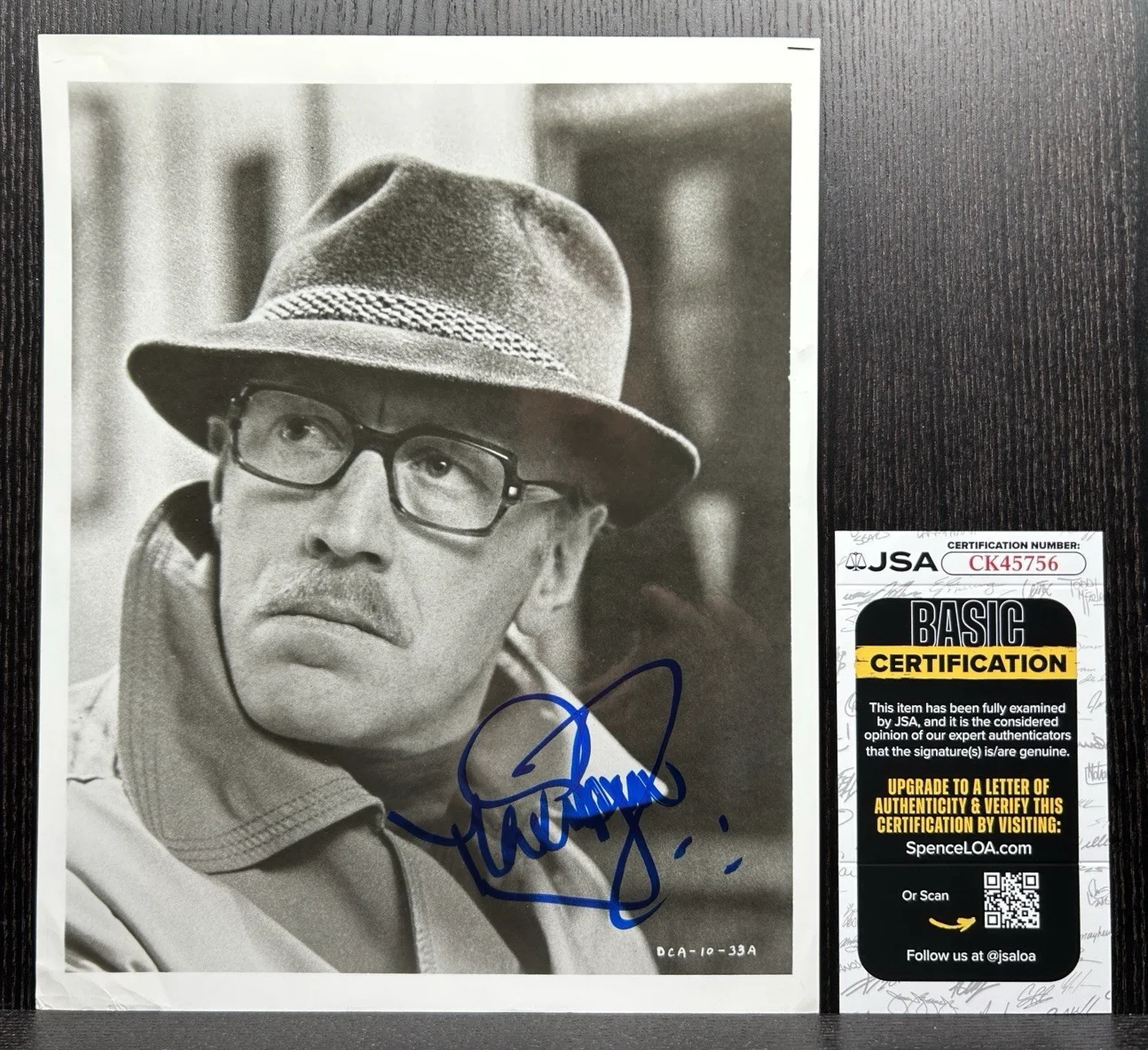 Max Von Sydow — MAX VON SYDOW SIGNED 8x10 PHOTO Original Autograph JSA COA Three Days of Condor, image 2