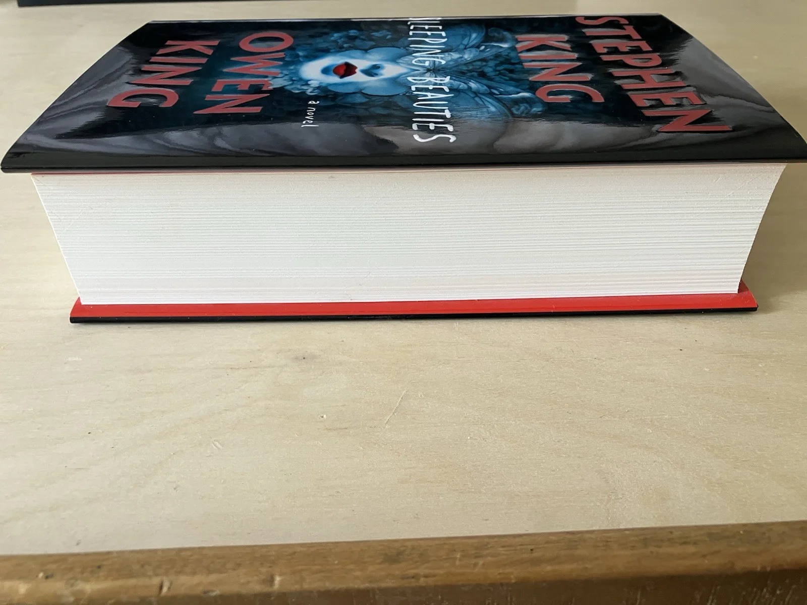 Stephen King, Owen King — Stephen and Owen King / Sleeping Beauties / Signed Slipcased Hardcover / 2017, изображение 3
