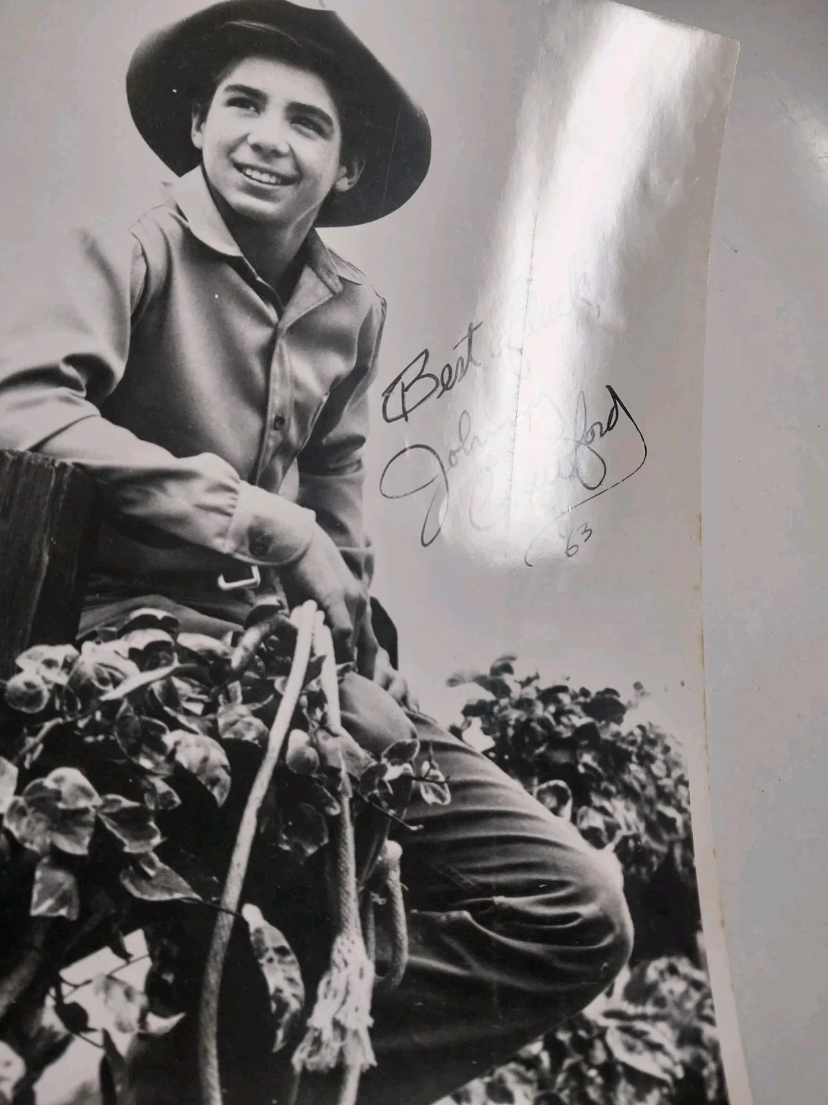 Johnny Crawford — Vintage 1963 Johnny Crawford Hand Signed Photo 8x10 The Rifleman Autograph, изображение 4