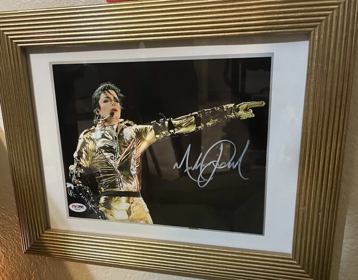 PRISTINE MICHAEL JACKSON PSA SIGNED 3OTH ANIV “HIStory” WORLD TOUR 96’ AUTOGRAPH, image 5