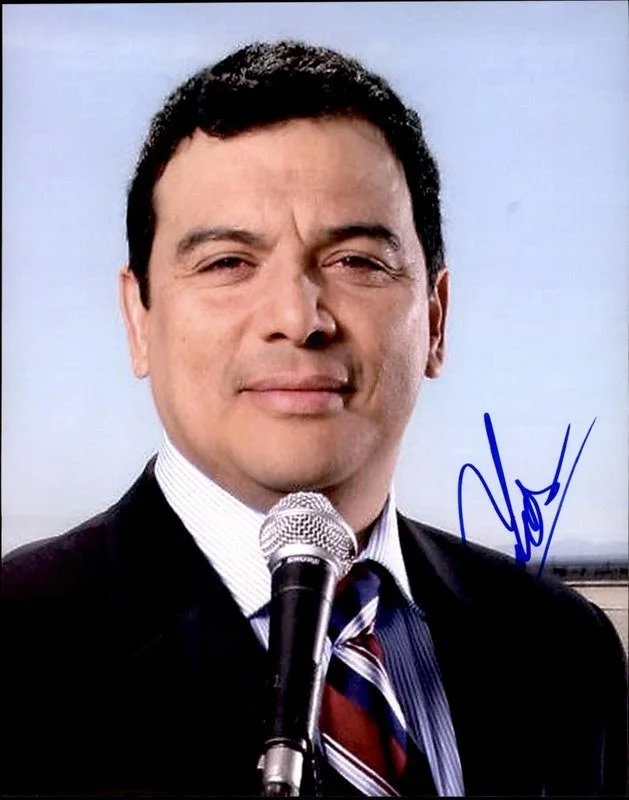 Carlos Mencia — Carlos Mencia authentic signed celebrity 8x10 photo W/Cert Autographed C3