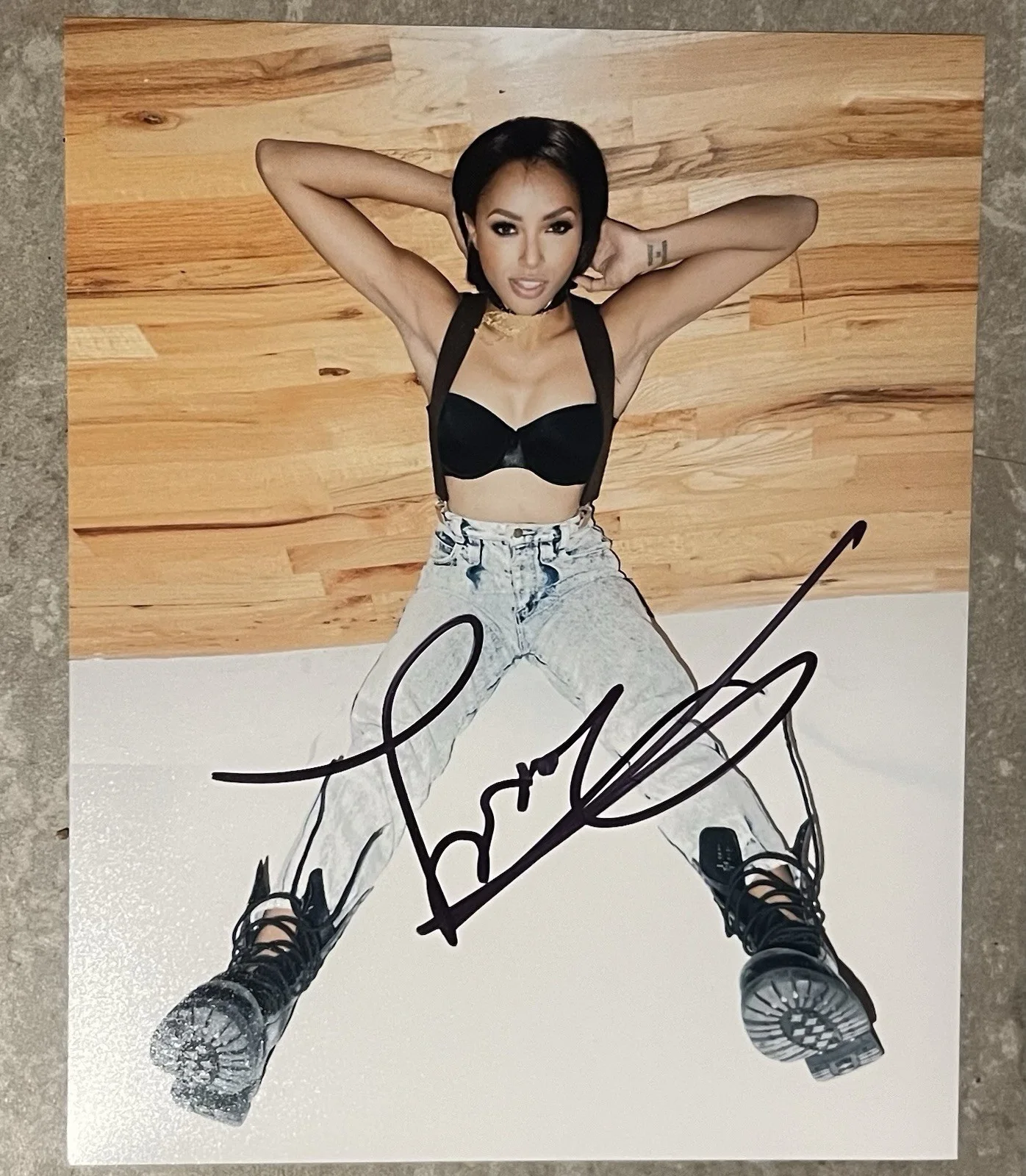 Katerina Graham — KATERINA KAT GRAHAM “VAMPIRE DIARIES” IN PERSON SIGNED 8X10 COLOR PHOTO COA