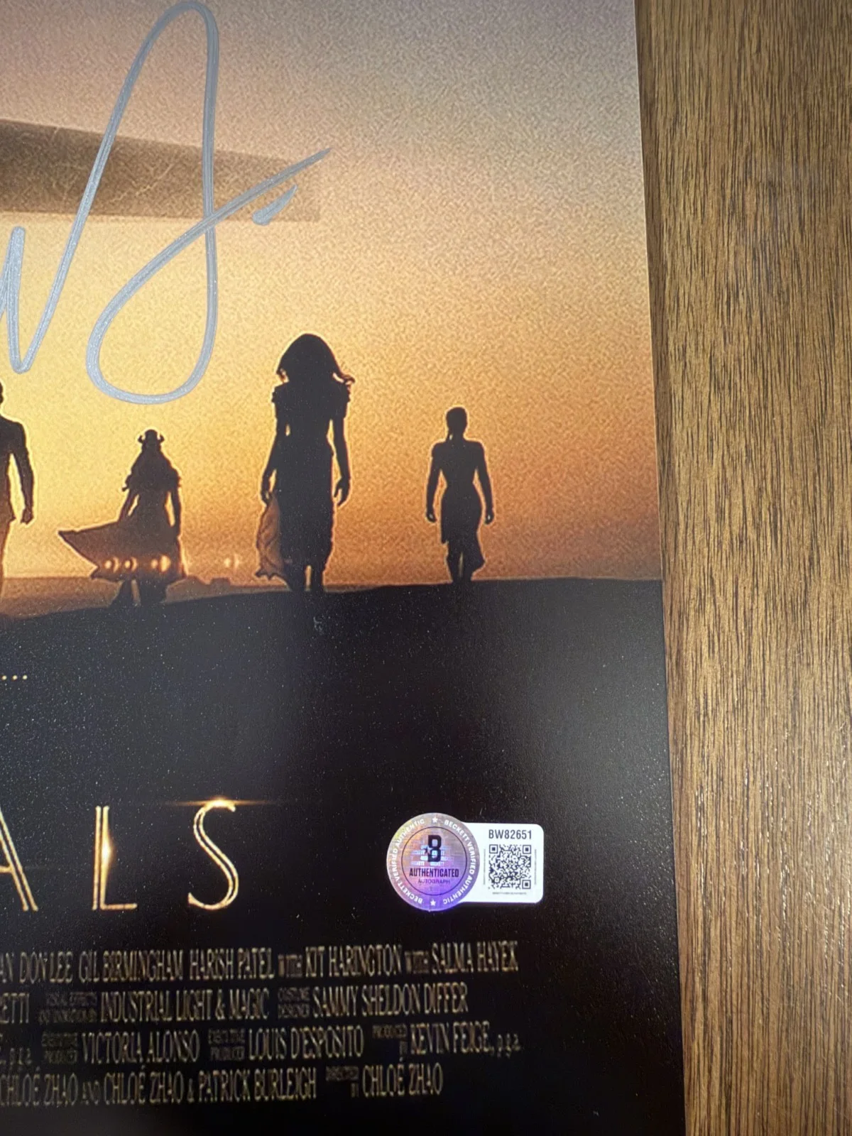Chloe Zhao ‘Eternals’ Director Signed 12x18 Photo Beckett Certified Marvel, image 2