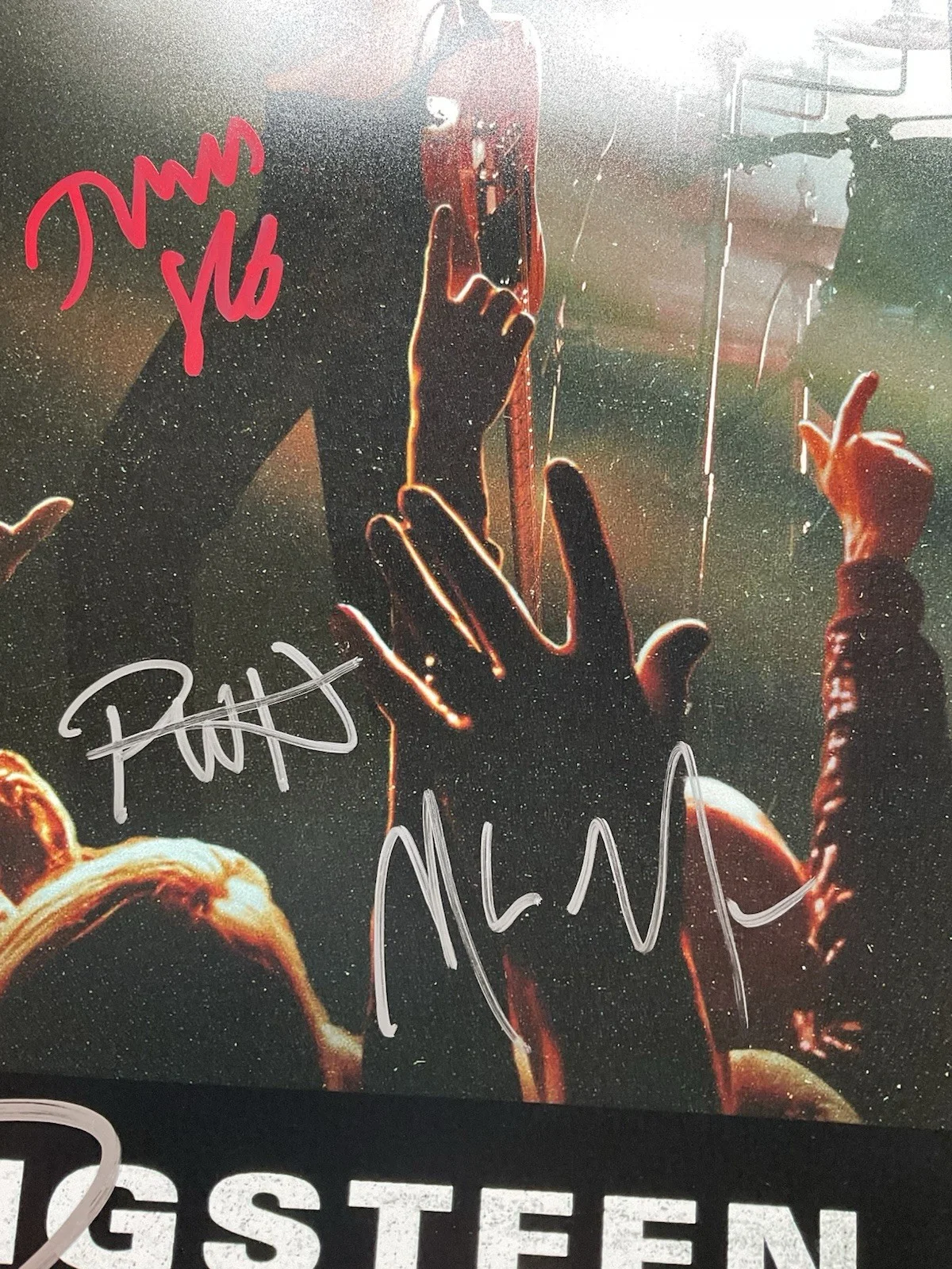 Jeremy Allen White — Jeremy Allen White signed 12x18 SWAU Deliver me from Nowhere cast signed photo 7, изображение 3