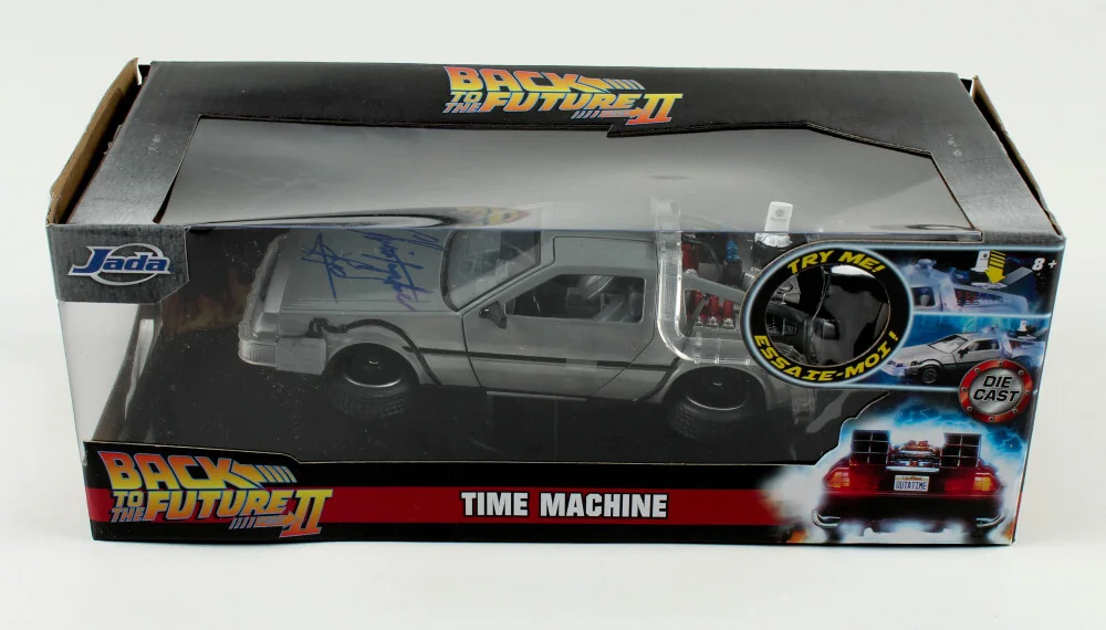 CHRISTOPHER LLOYD — Christopher Lloyd Signed Back to the Future 1:24 Diecast Delorean Beckett, image 2
