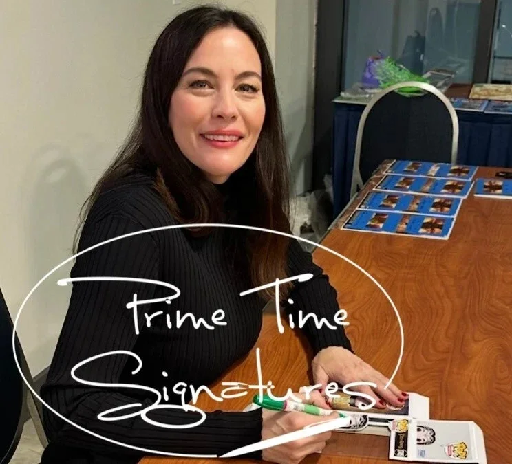 Liv Tyler — Liv Tyler Signed Arwen Funko The Lord of The Rings Authentic Autograph Beckett, изображение 2