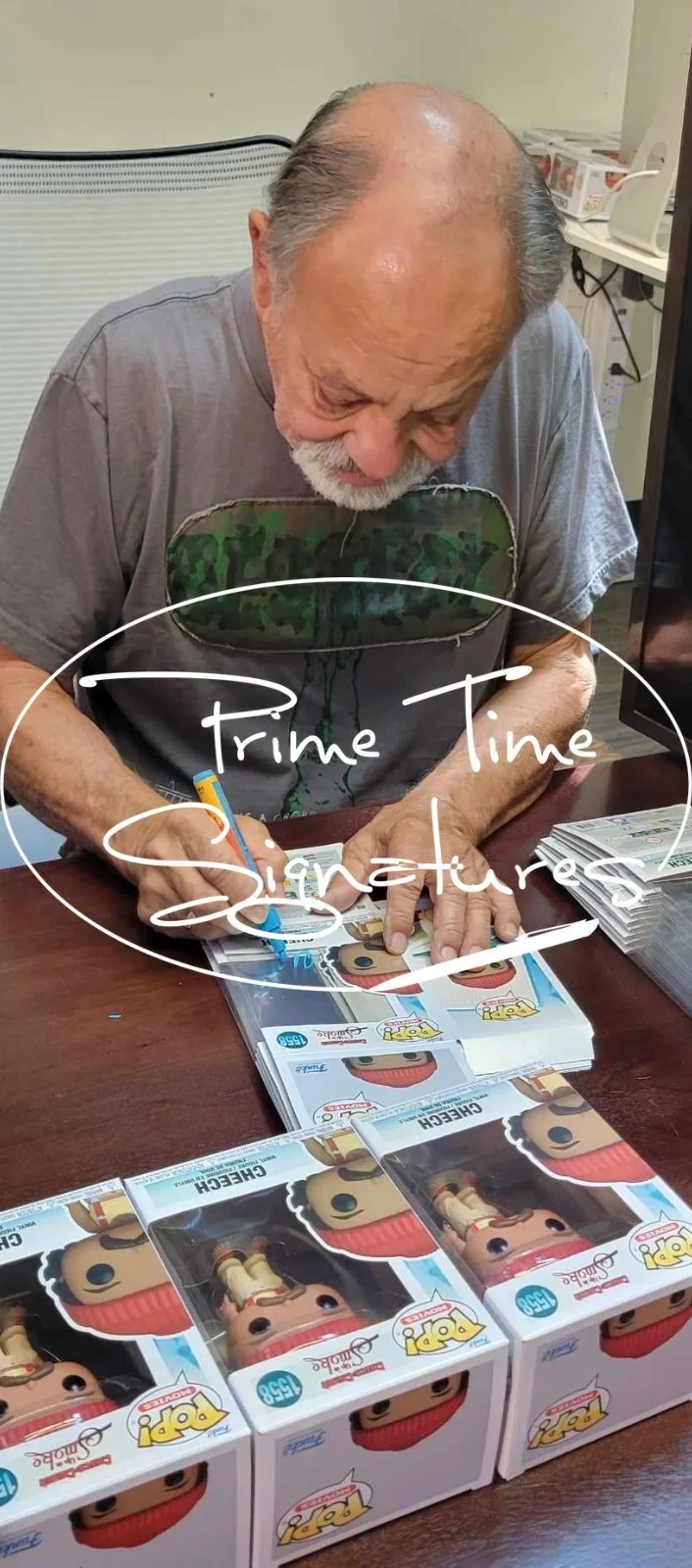 CHEECH, CHONG — Cheech Marin Signed Funko 1558 Up in Smoke Authentic Autograph Beckett, изображение 2