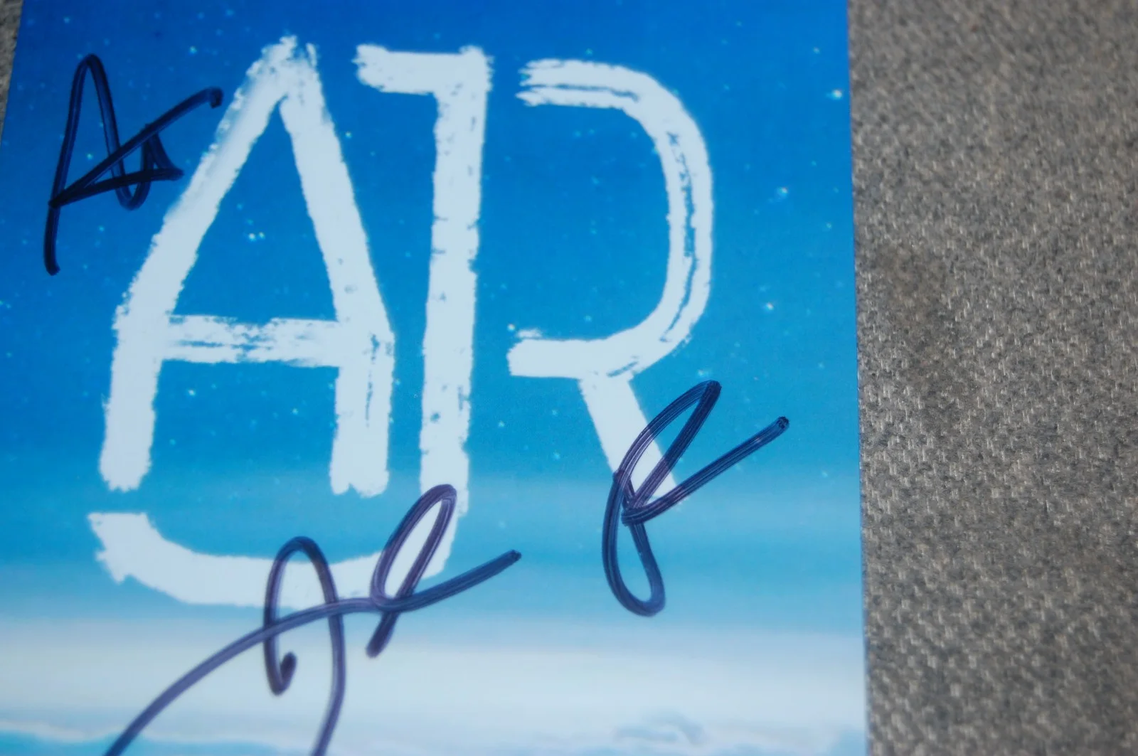 AJR Signed Neotheater VIP Lanyard from Cancelled Covid Tour! Adam! Jack! Ryan!, изображение 3