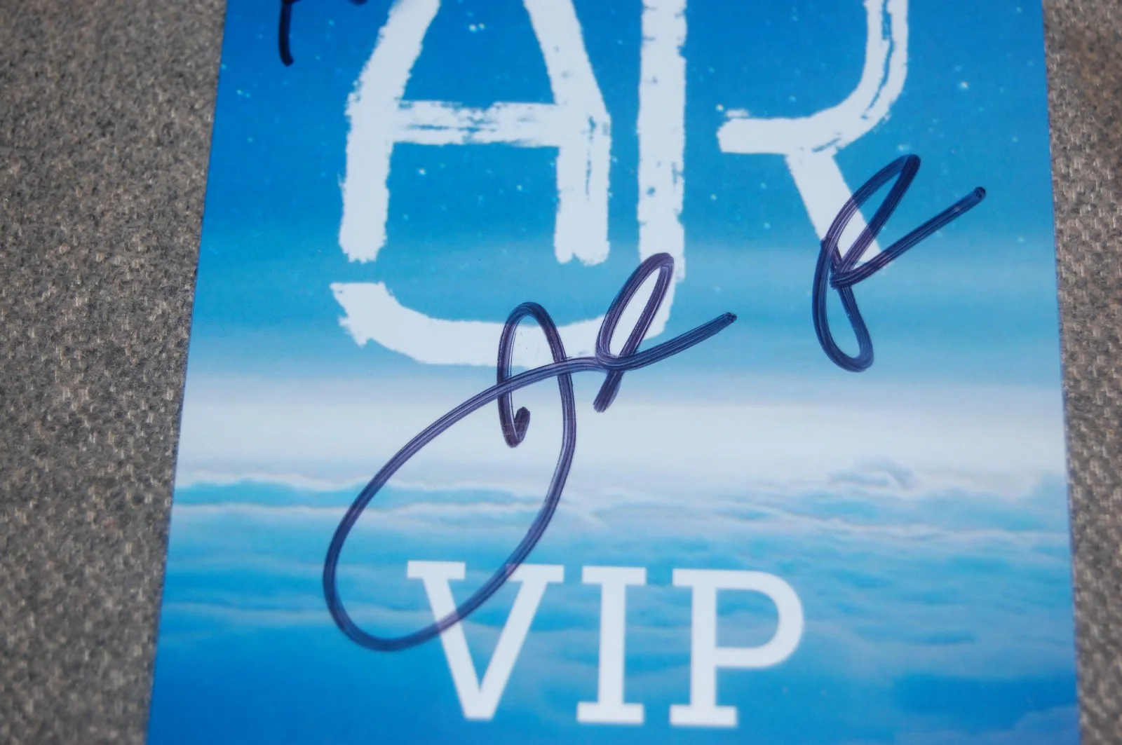 AJR Signed Neotheater VIP Lanyard from Cancelled Covid Tour! Adam! Jack! Ryan!, изображение 4
