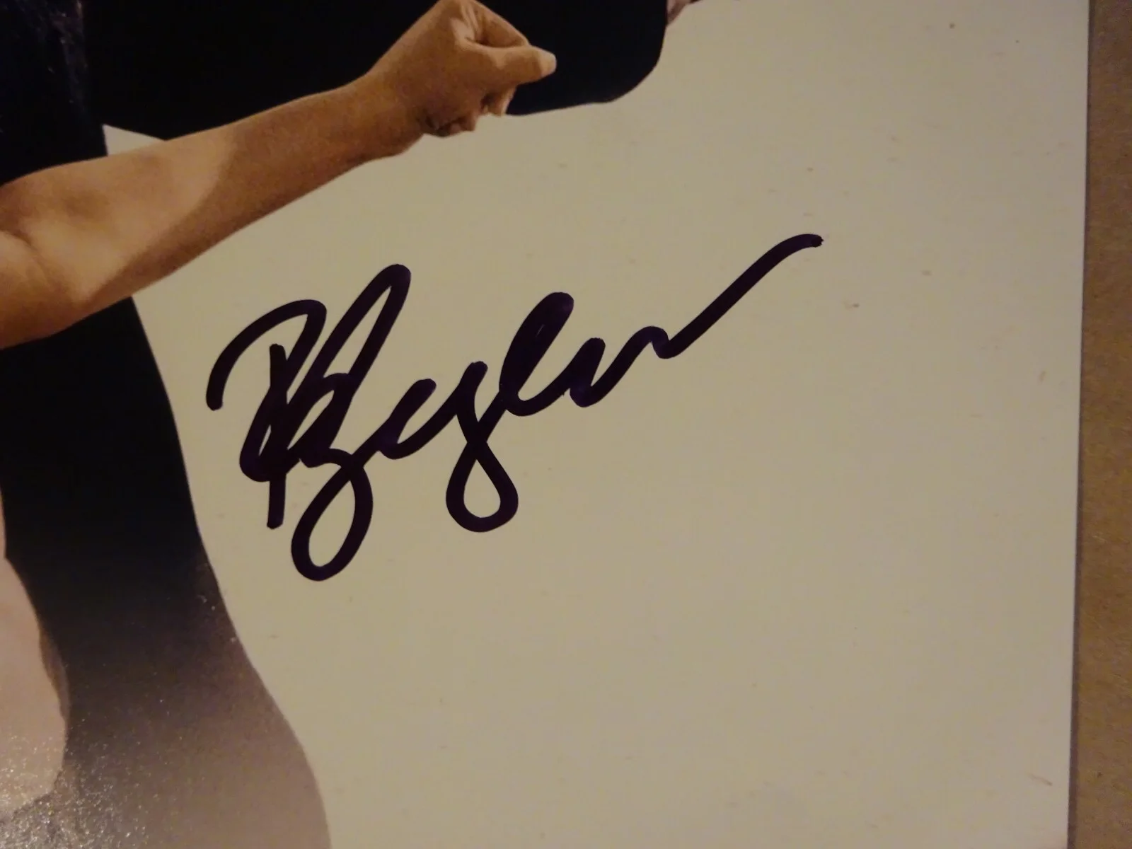 Rachel Zegler — Signed Rachel Zegler Autographed West Side Story 11"x17" Photo Beckett BAS COA, изображение 4