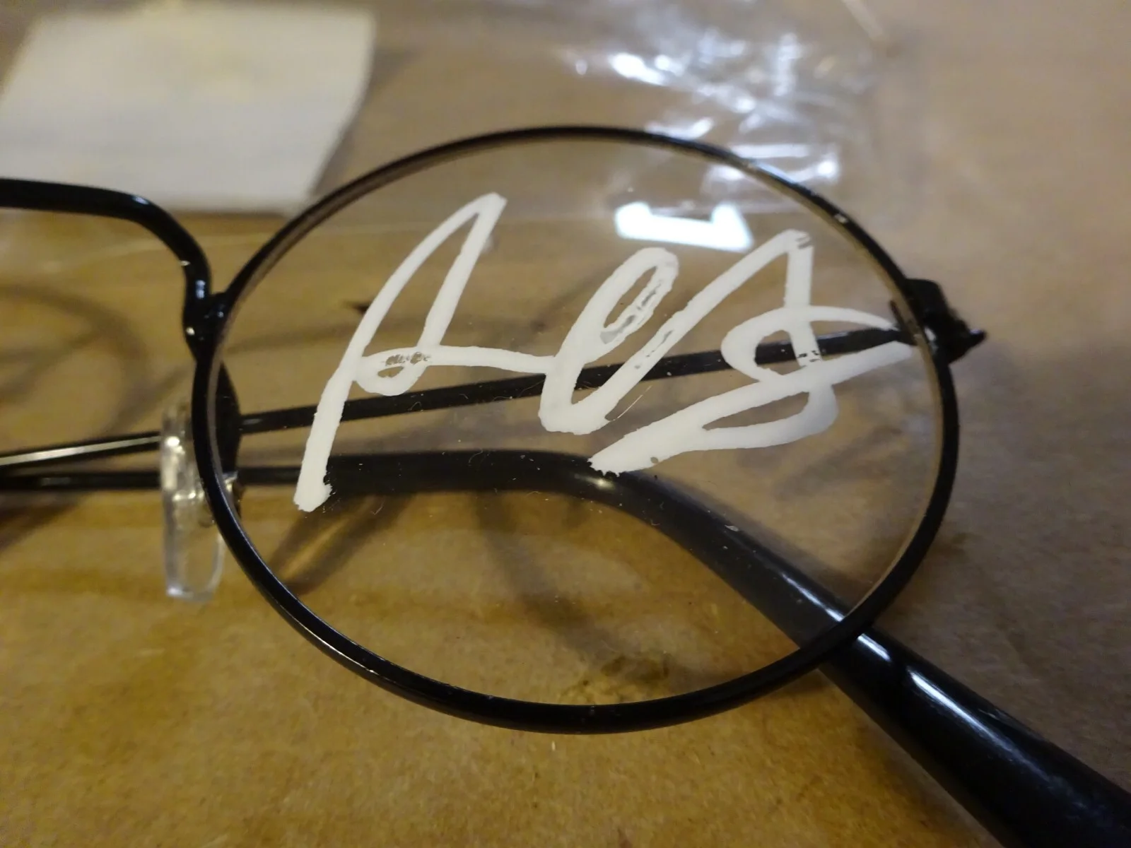 Daniel Radcliffe — Signed Daniel Radcliffe Autographed Harry Potter Wizard Glasses Beckett BAS COA, image 4