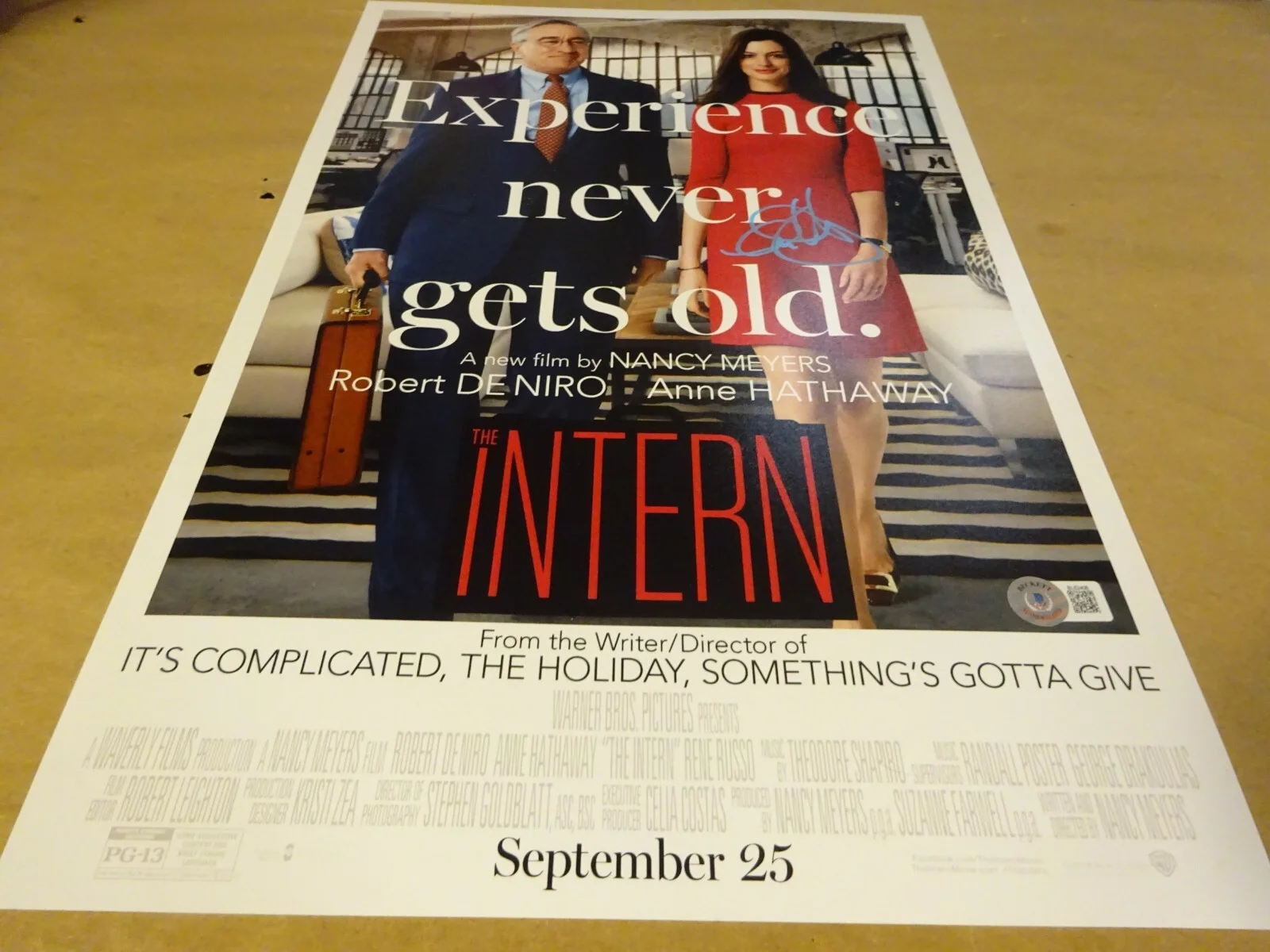 Anne Hathaway — Autographed Anne Hathaway Signed The Intern 11"x17" Photo Beckett BAS COA, image 2