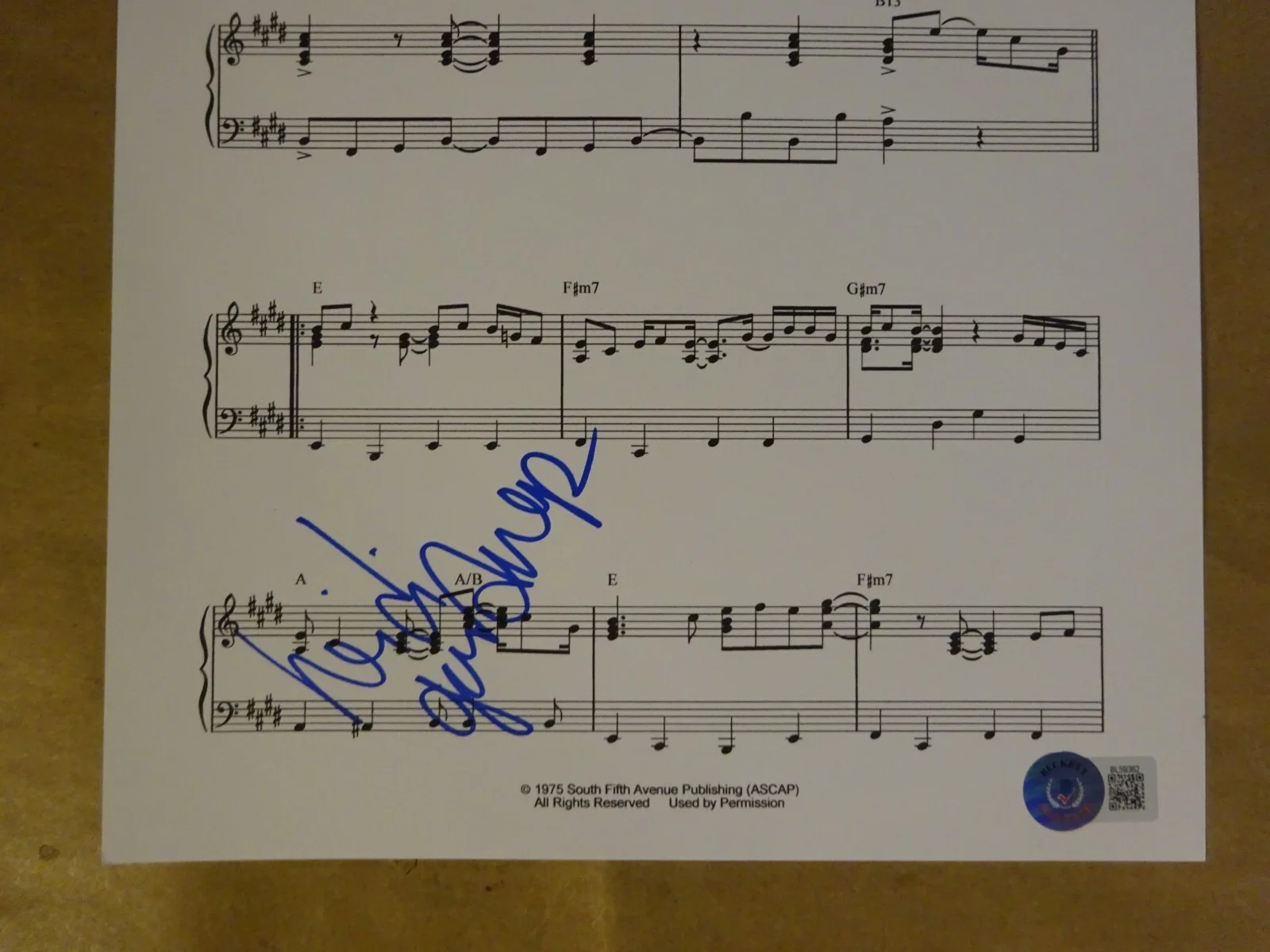 Heidi Gardner — Signed Heidi Gardner Autographed Saturday Night Live Sheet Music Beckett COA, изображение 4