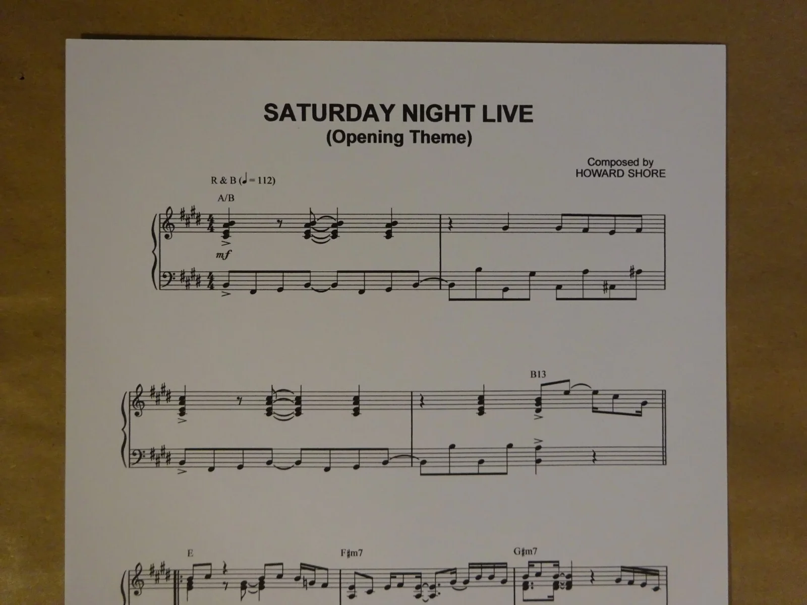Heidi Gardner — Signed Heidi Gardner Autographed Saturday Night Live Sheet Music Beckett COA, изображение 5