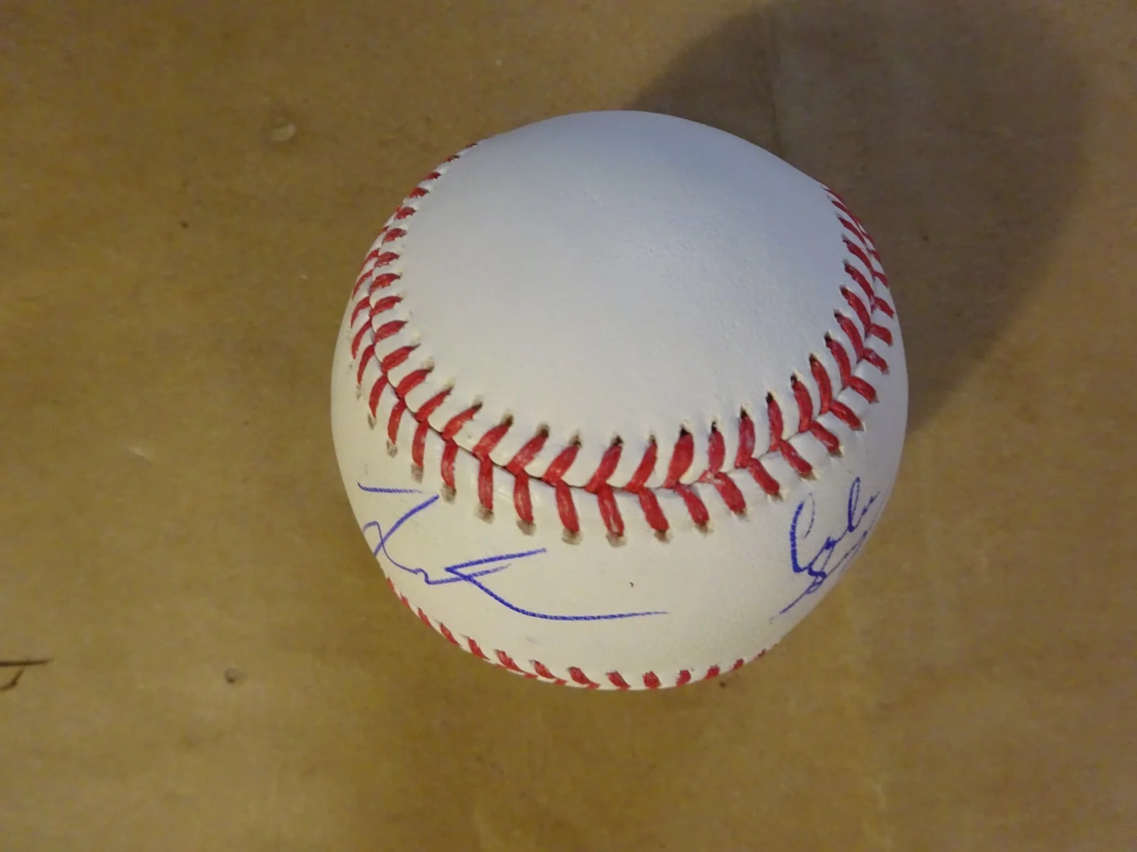 Jacob Elordi, Cailee Spaeny — Signed Jacob Elordi & Cailee Spaeny Autographed Baseball Priscilla BAS COA, image 2