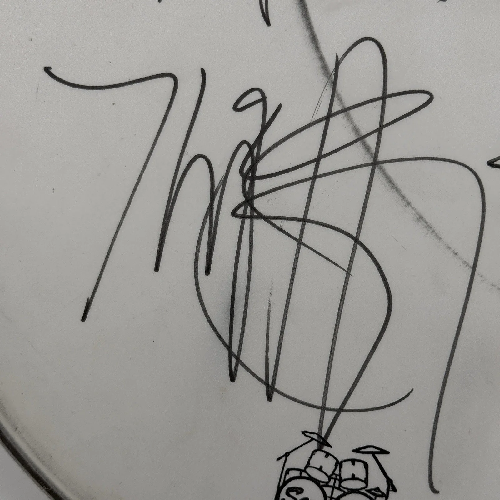 Sam Ash Store Signed Drumhead – Remo Weather King Ambassador 14” Autograph, изображение 2