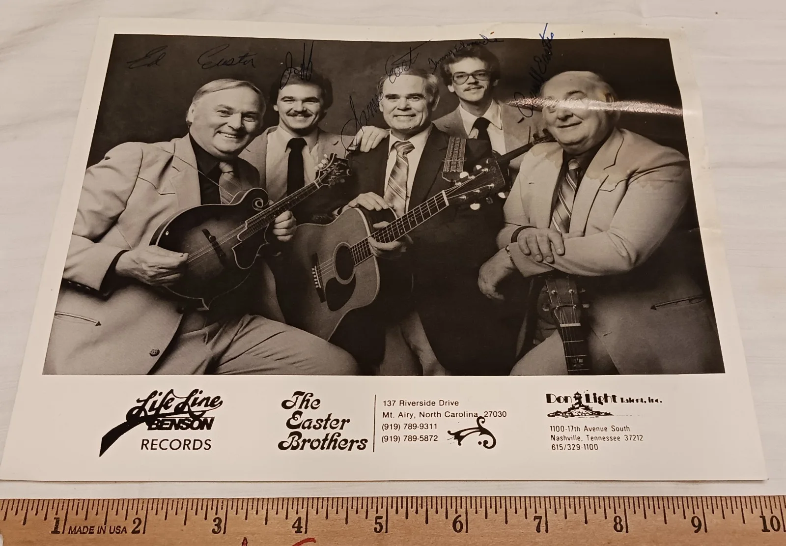 Vintage The Easter Brothers Autographed 8 X 10 BW Glossy Bluegrass Gospel, изображение 2