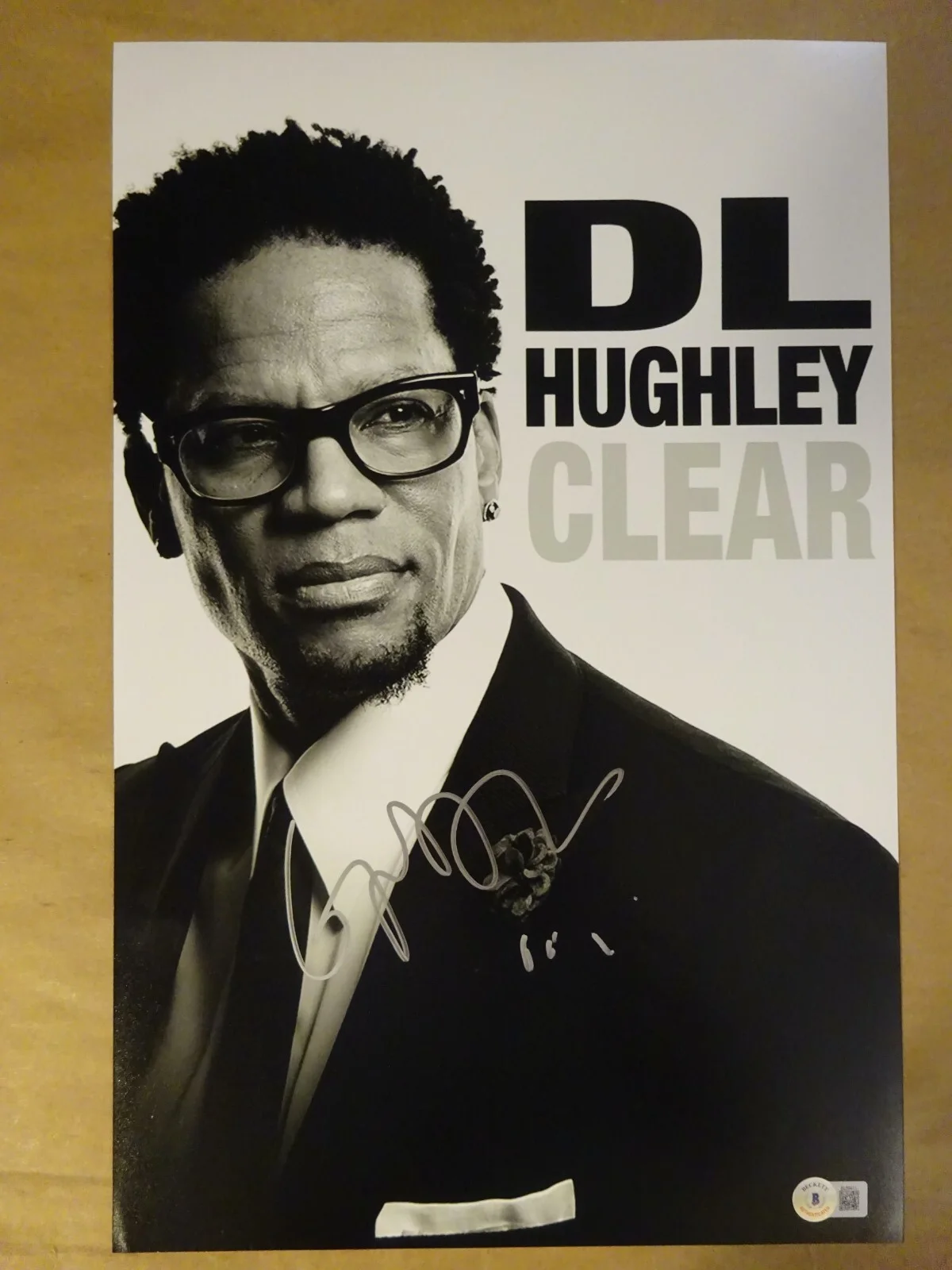 D.L. Hughley — Signed D.L. Hughley Autographed Clear Comedy Special Photo 11x17 Beckett BAS COA
