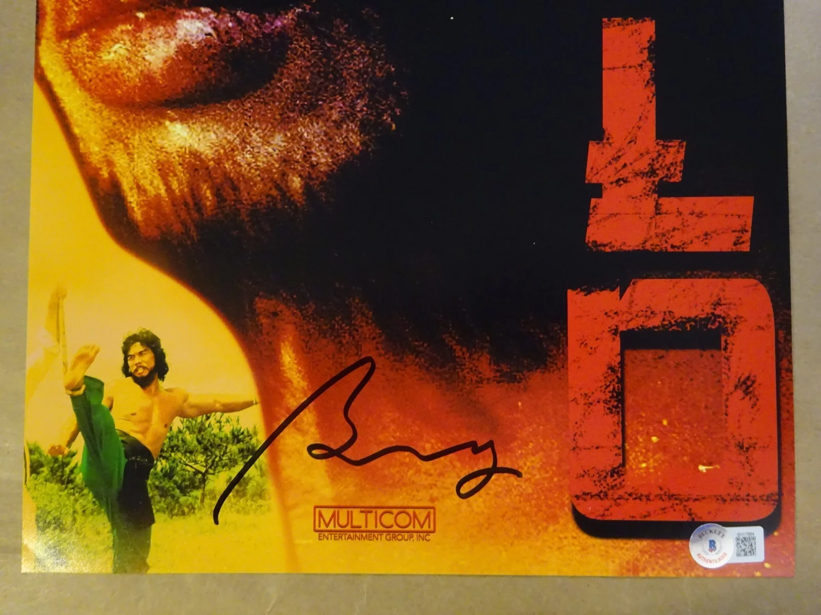 Bolo Yeung — Signed Bolo Yeung Autographed 11"x17" Photo Beckett BAS COA, изображение 3