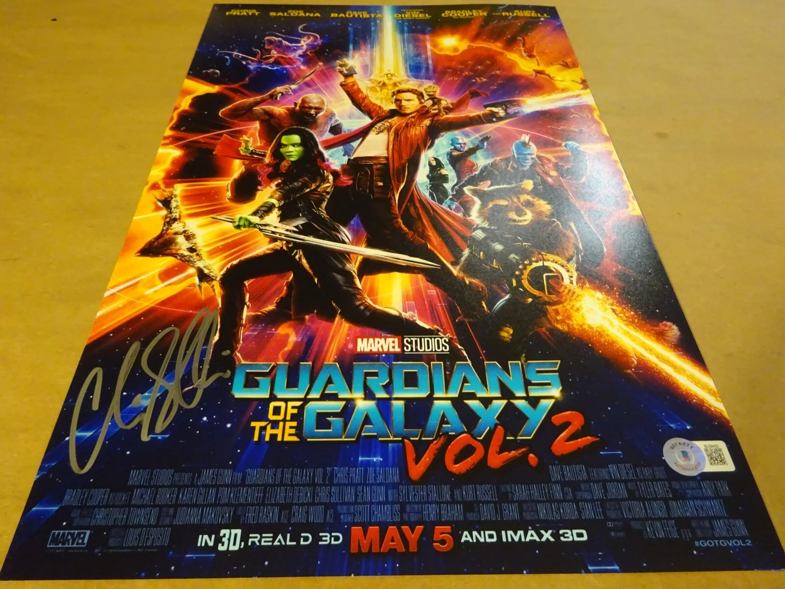 Chris Sullivan — Signed Chris Sullivan Autographed Guardians Of The Galaxy 2 11x17 Photo BAS COA, изображение 2