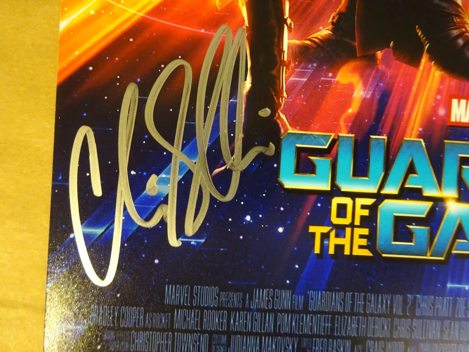 Chris Sullivan — Signed Chris Sullivan Autographed Guardians Of The Galaxy 2 11x17 Photo BAS COA, изображение 4