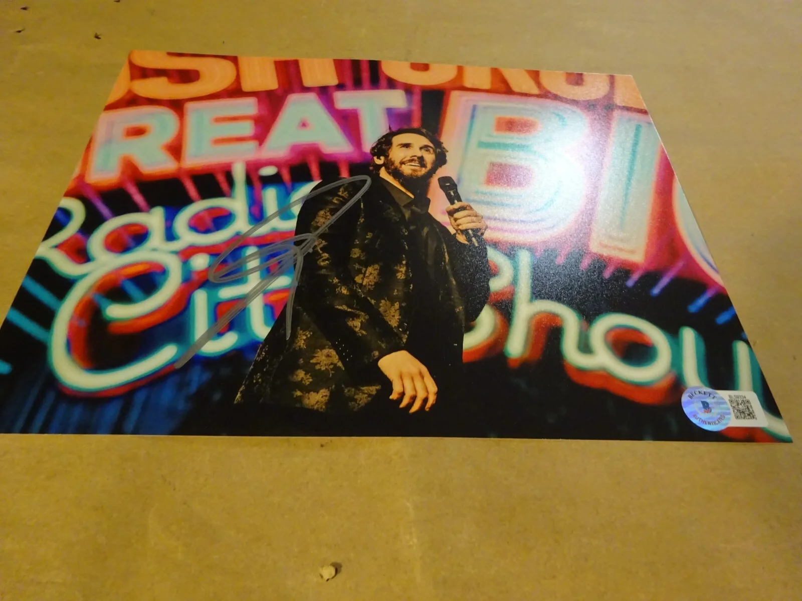 Autographed Josh Groban Signed 8"x10" Photo Beckett BAS COA, изображение 2