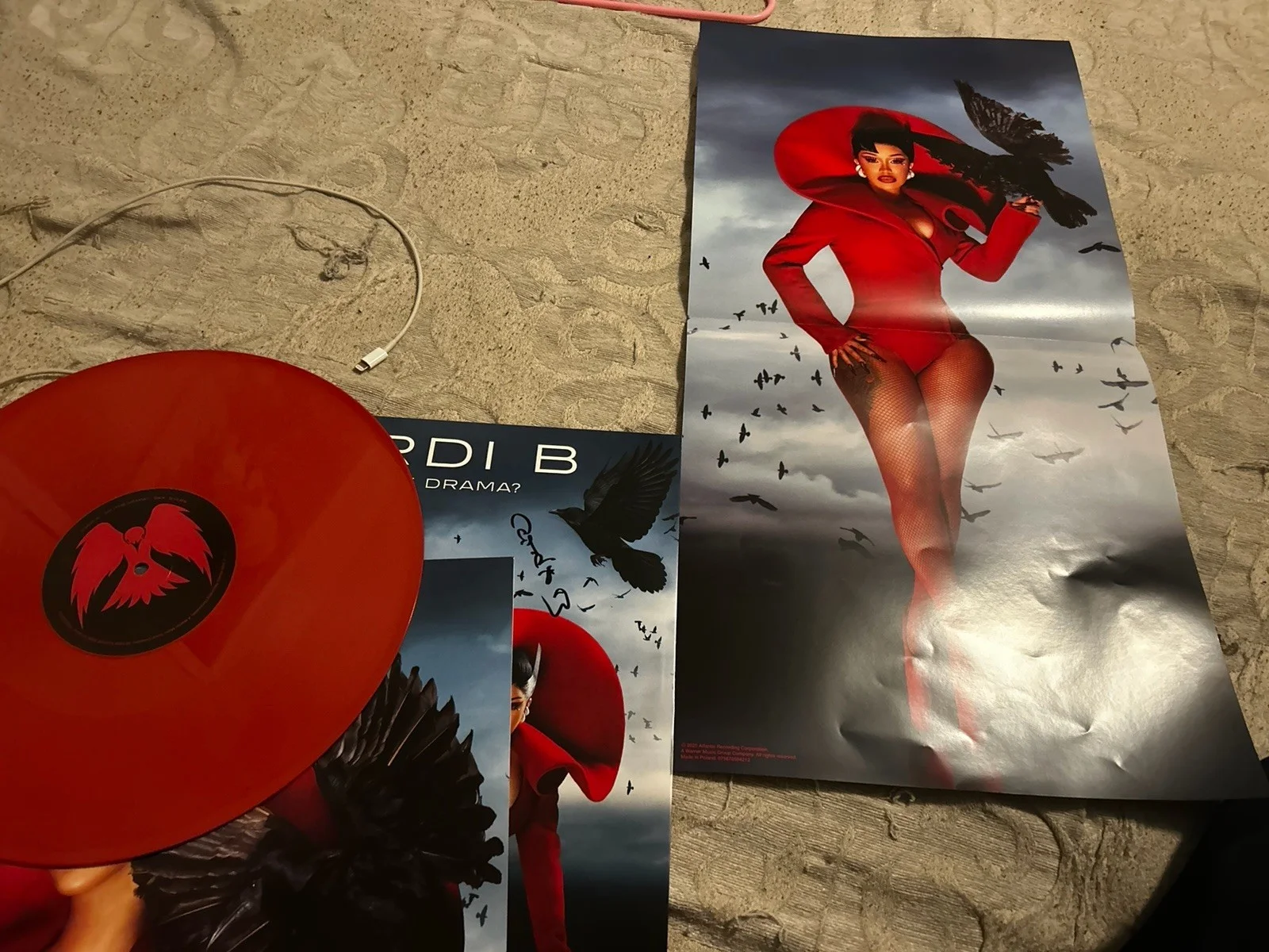 Cardi B Signed 'Am I The Drama?' Red Vinyl Album Autographed, изображение 2