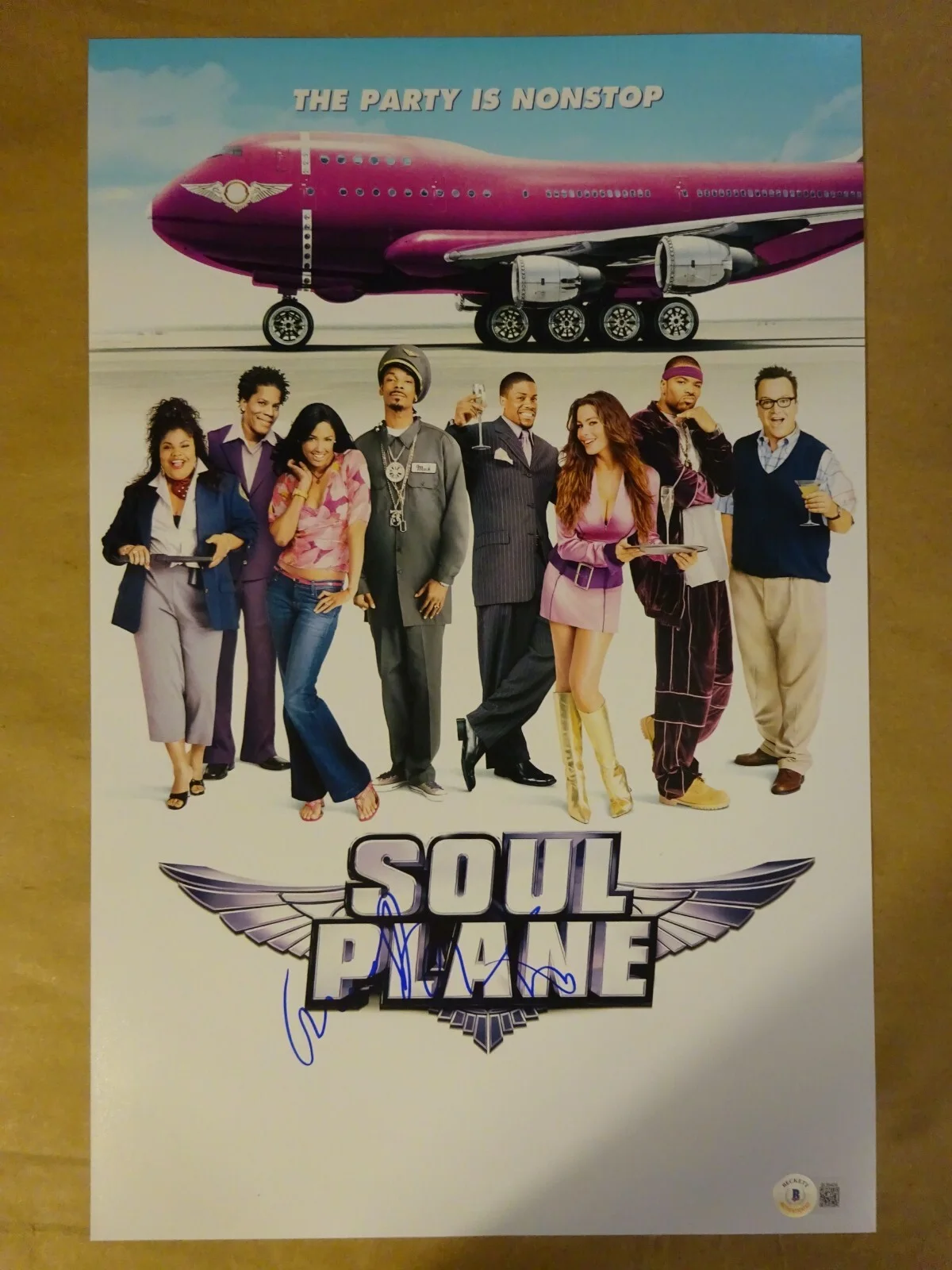 D.L. Hughley — Signed D L Hughley Autographed Soul Plane 11"x17" Photo Beckett BAS COA