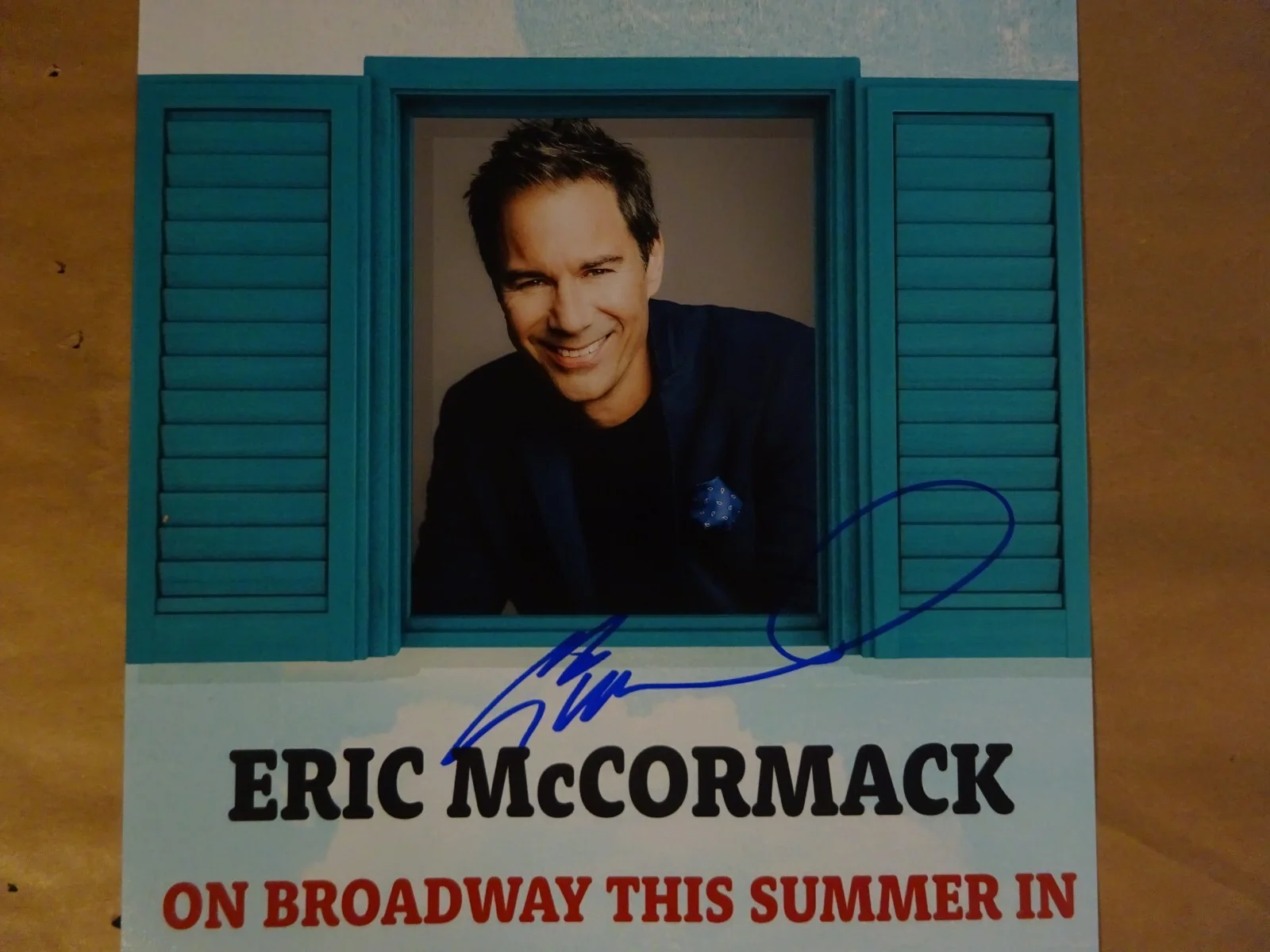 Eric McCormack — Signed Eric McCormack Autographed Broadway The Cottage 11"x17" Photo BAS COA, изображение 3