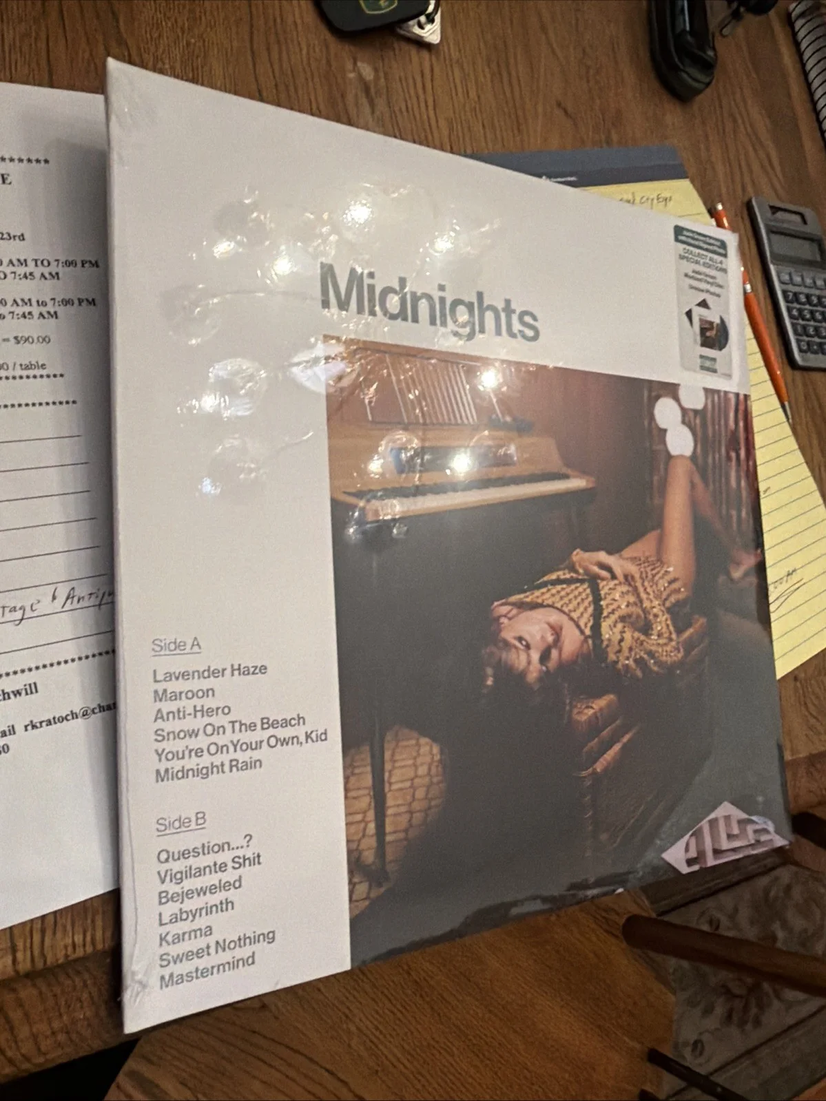 Taylor Swift Midnights Jade Green Signed Vinyl, Rare, image 3