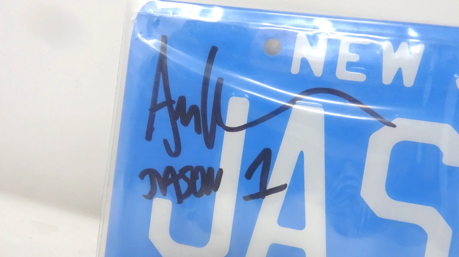 Ari Lehman — Ari Lehman Friday The 13th Jason Voorhees Signed License Plate Beckett Witnessed, изображение 2
