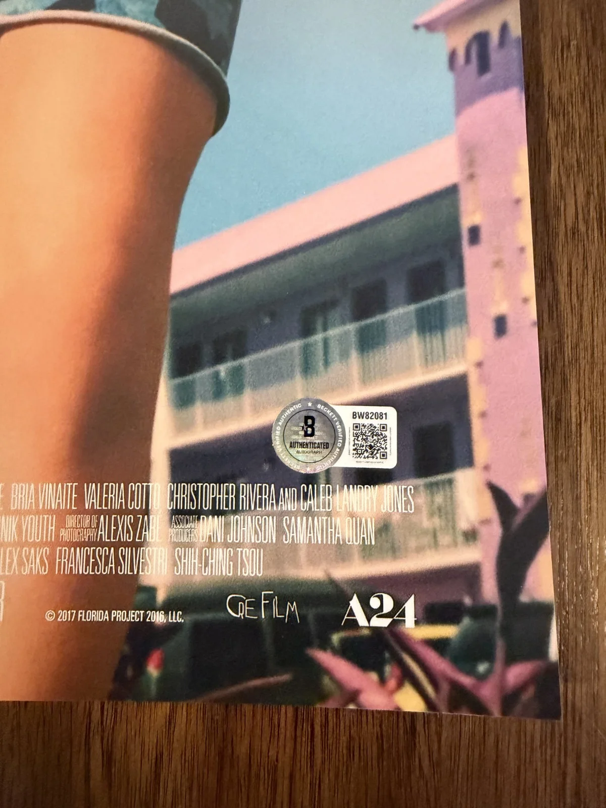 Sean Baker ‘The Florida Project’ Director Signed 12x18 Photo Beckett Certified, image 2