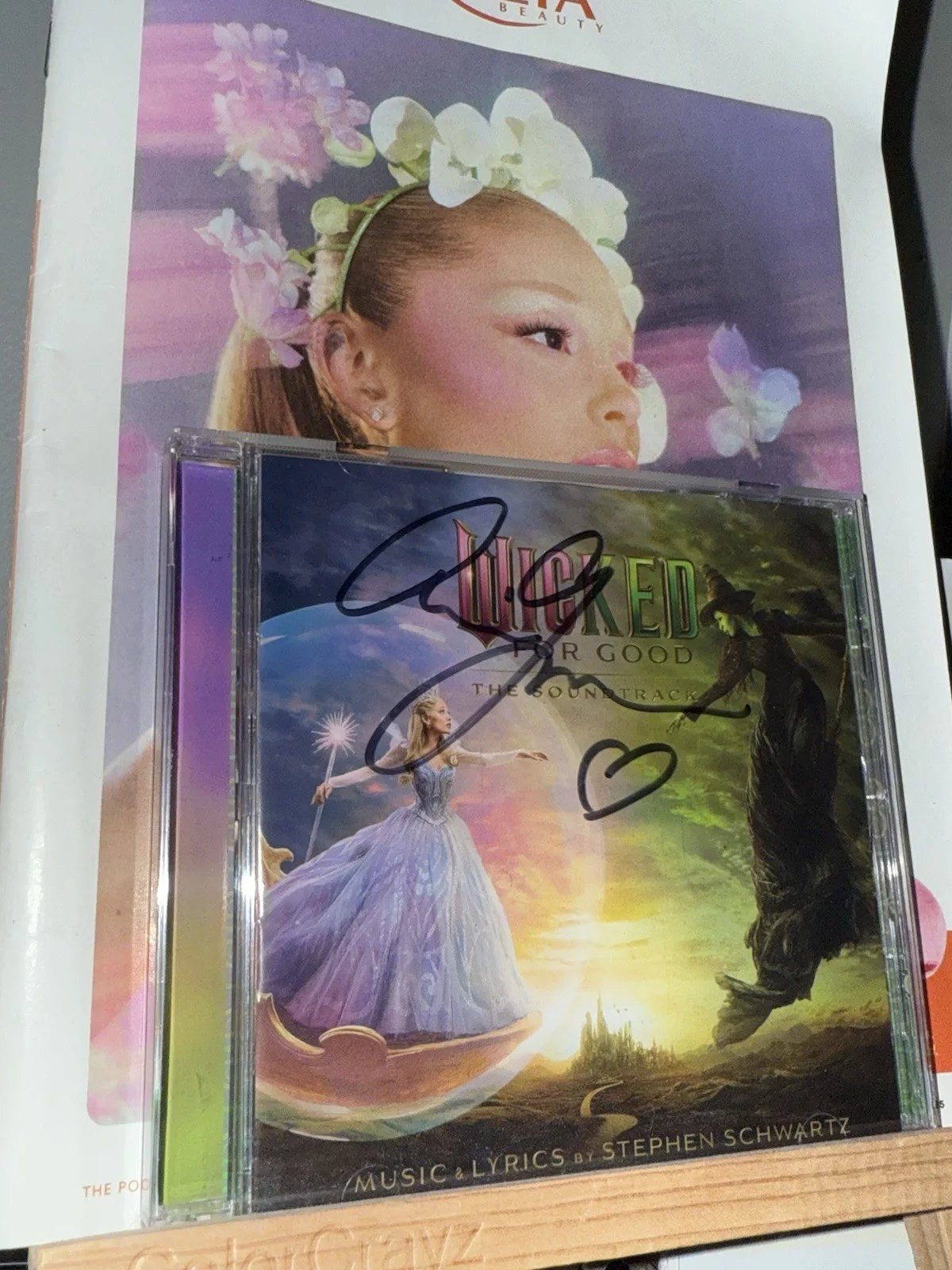 Ariana Grande Signed Wicked: For Good CD Authentic Signature, image 2